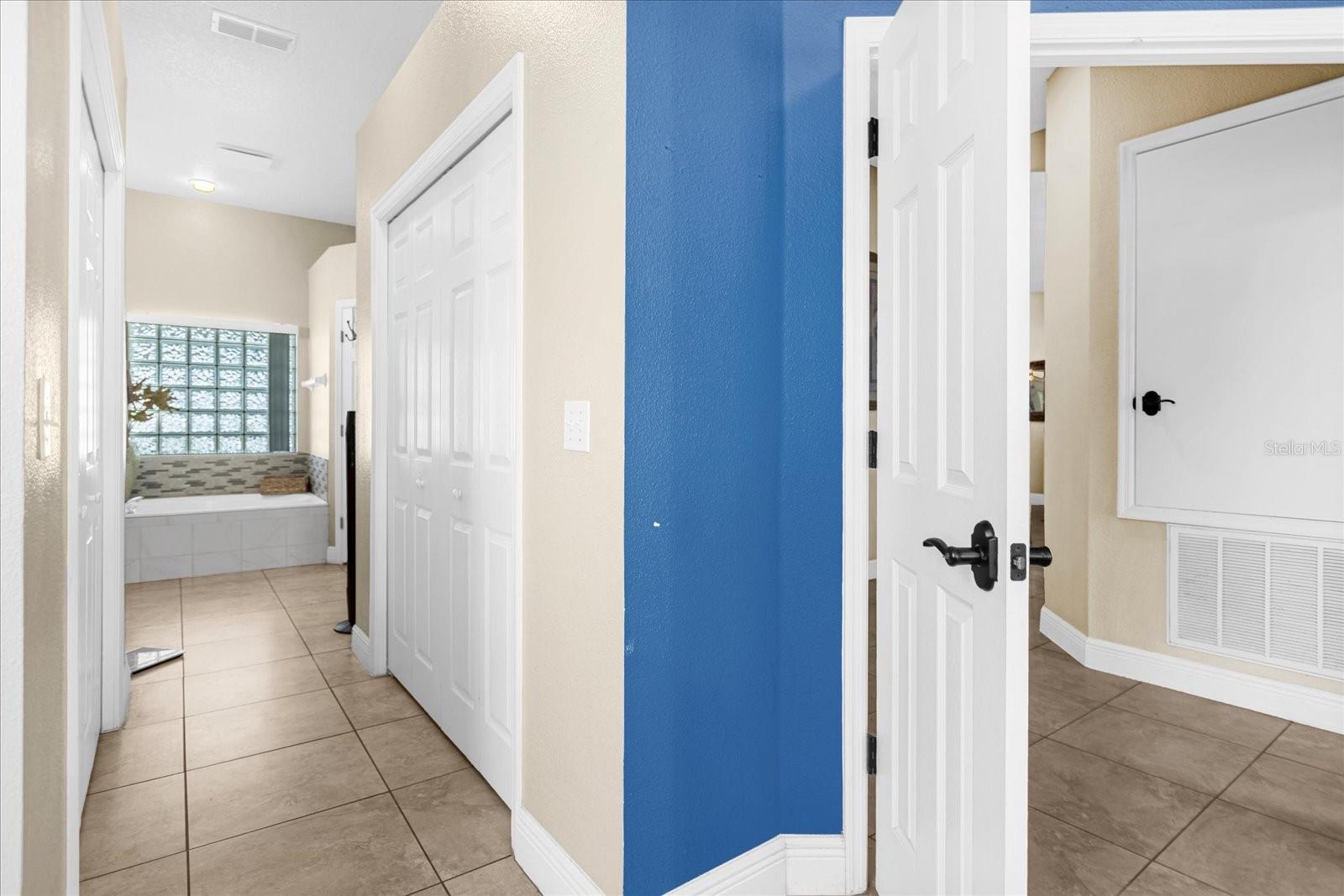 100 HOLLYBROOK CT, DAVENPORT, FL, 33897