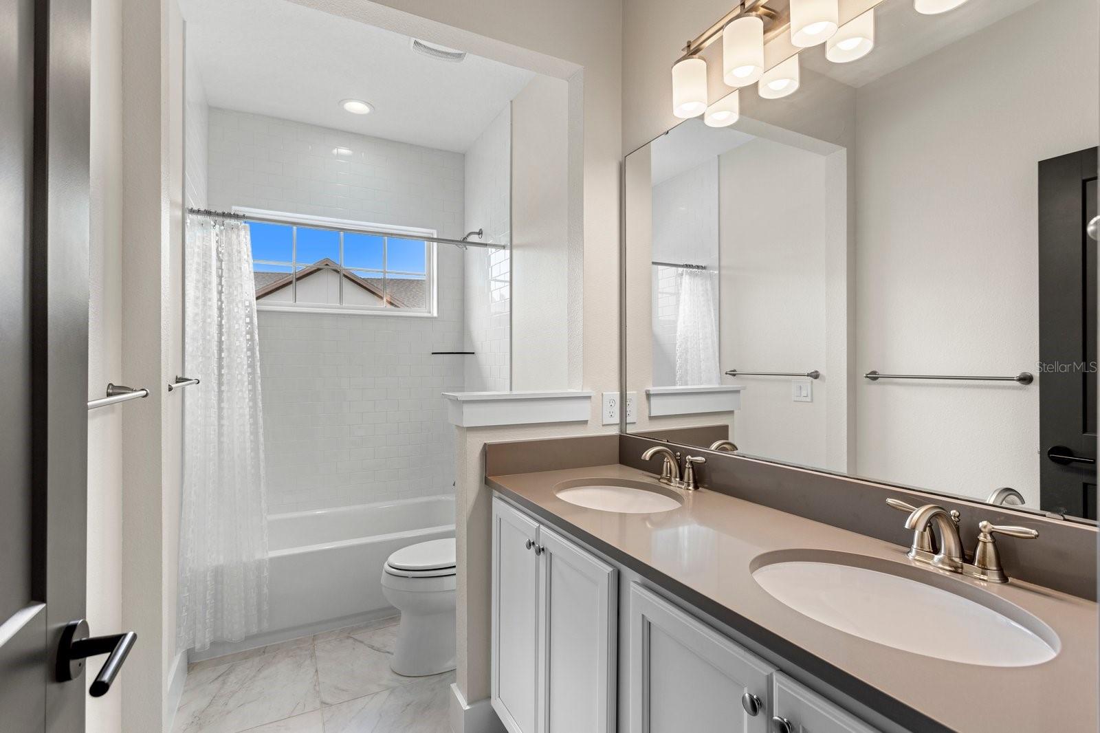 8276 MODIANO ST, ORLANDO, FL, 32827