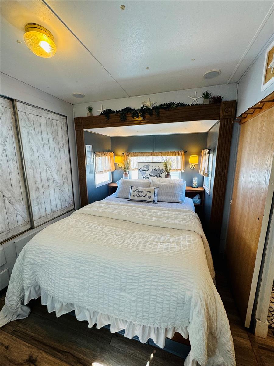 411 ST GEORGE DR, DAVENPORT, FL, 33837