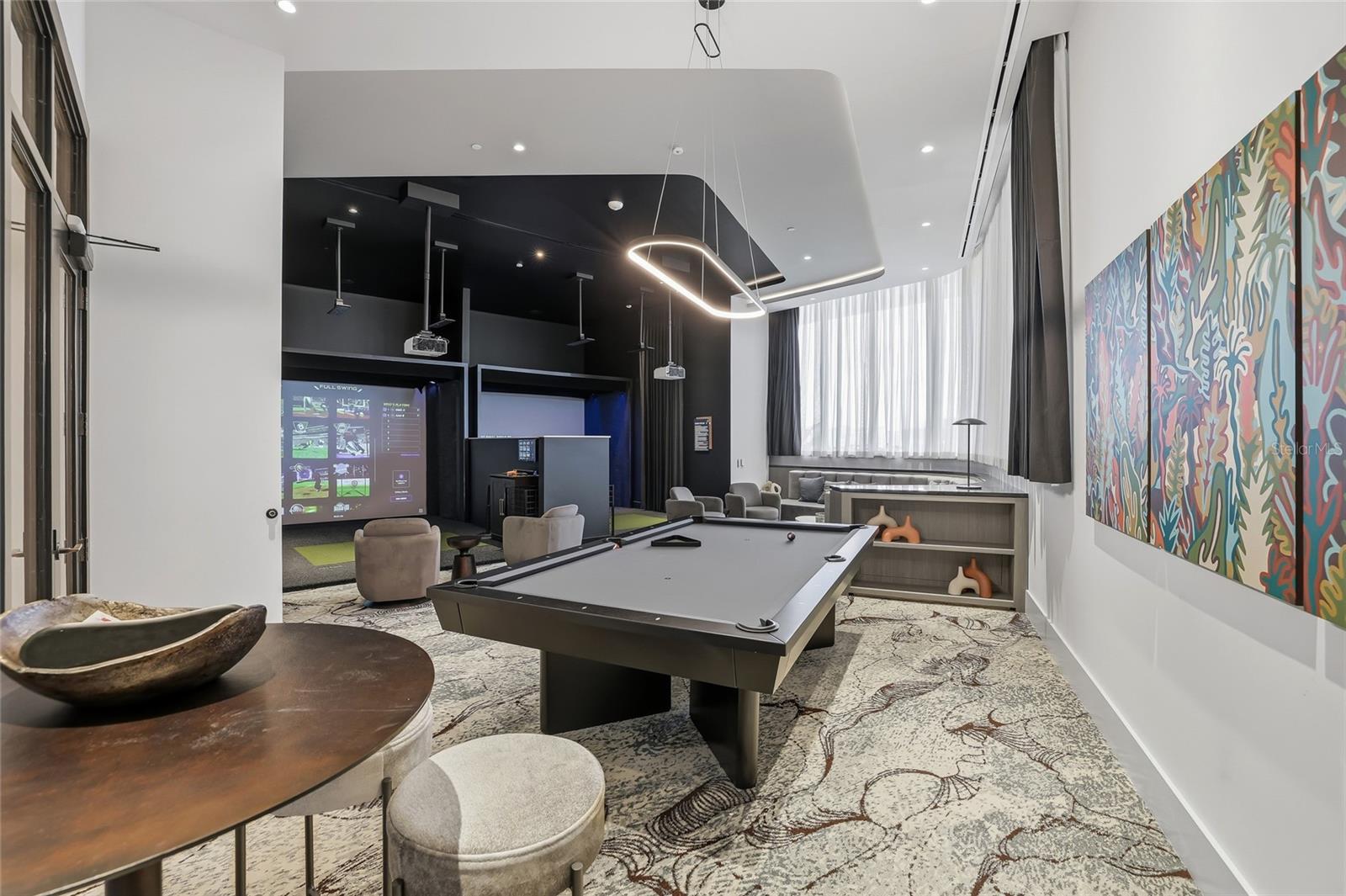 275 1ST AVE S #1207, ST PETERSBURG, FL, 33701