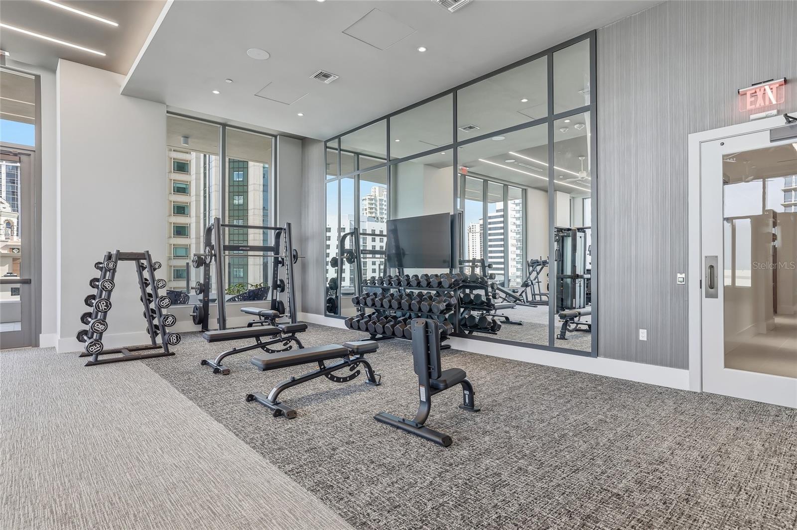 275 1ST AVE S #1207, ST PETERSBURG, FL, 33701