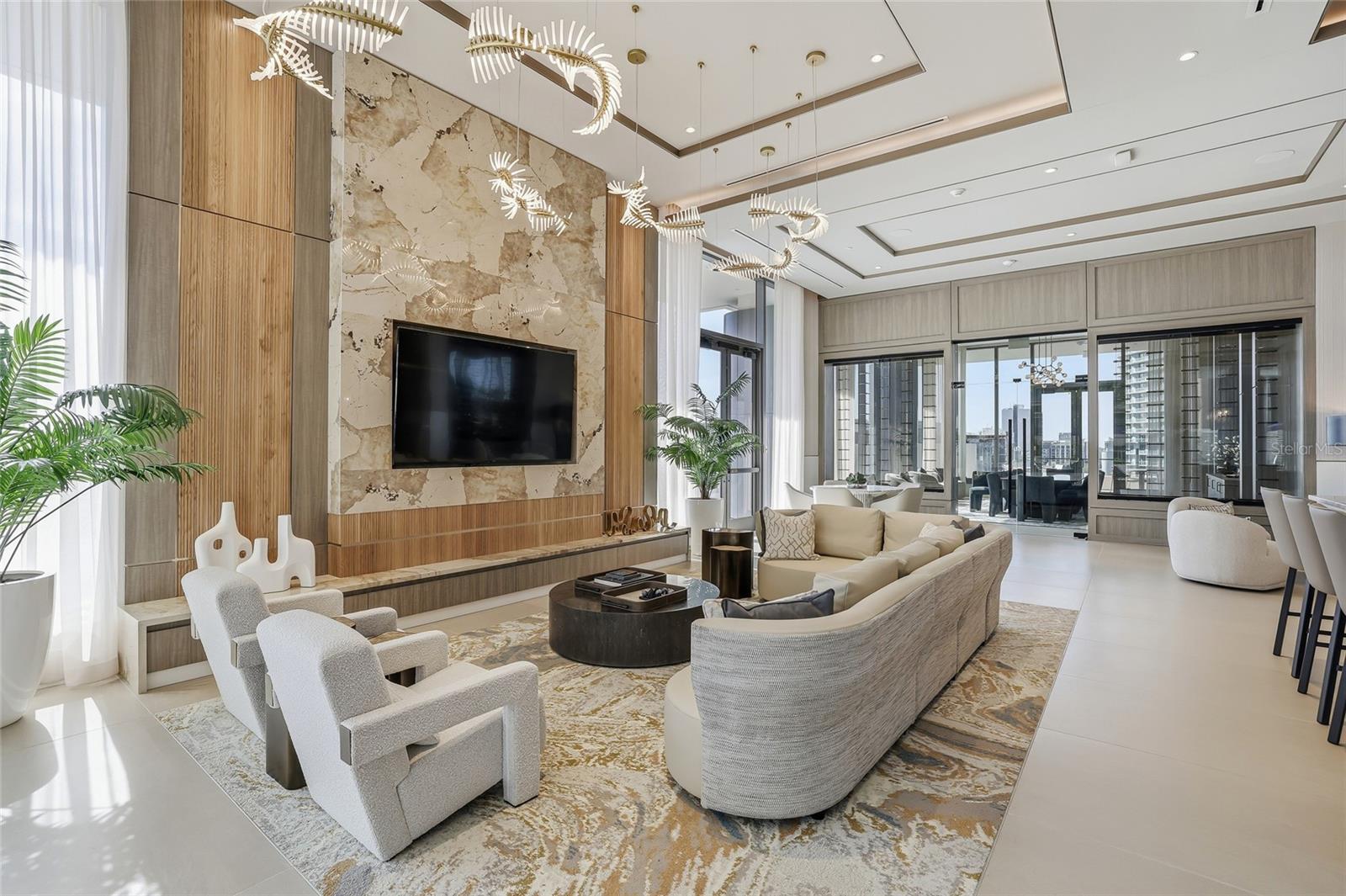 275 1ST AVE S #1207, ST PETERSBURG, FL, 33701