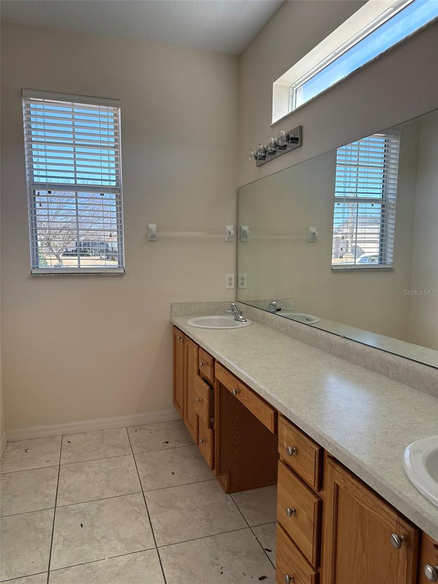 15566 SW 11TH TERRACE RD, OCALA, FL, 34473