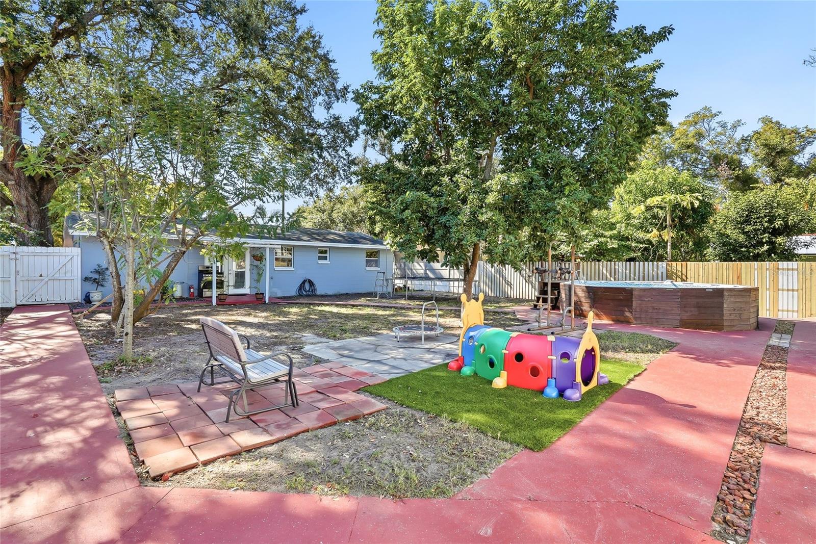 113 W NORTH ST, TAMPA, FL, 33604