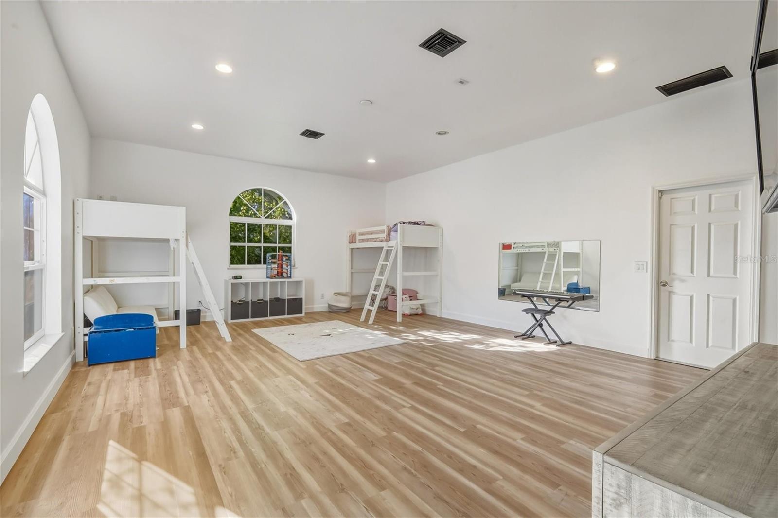 6488 PONCE DE LEON BLVD, NORTH PORT, FL, 34291