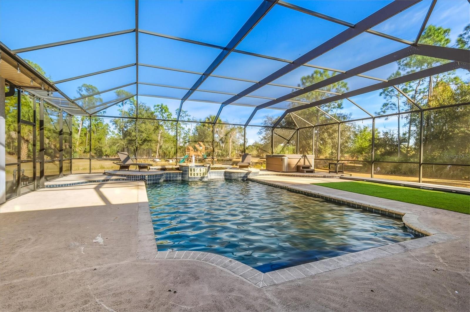 6488 PONCE DE LEON BLVD, NORTH PORT, FL, 34291