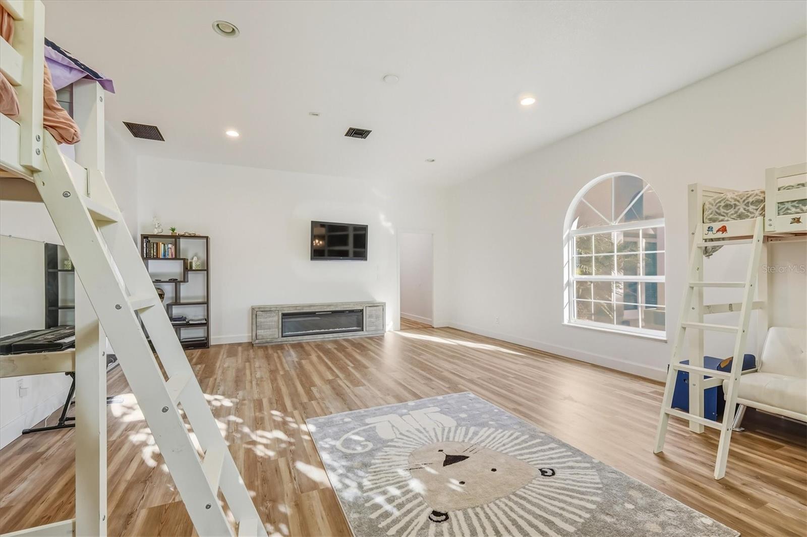 6488 PONCE DE LEON BLVD, NORTH PORT, FL, 34291