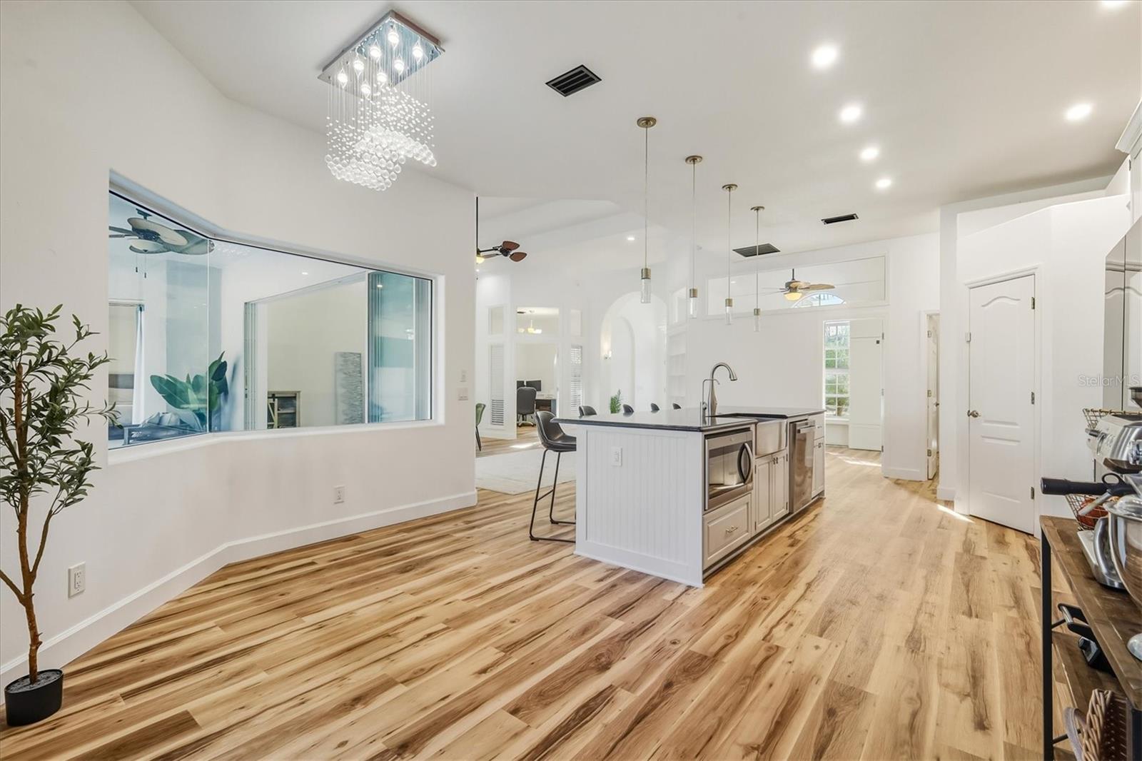 6488 PONCE DE LEON BLVD, NORTH PORT, FL, 34291