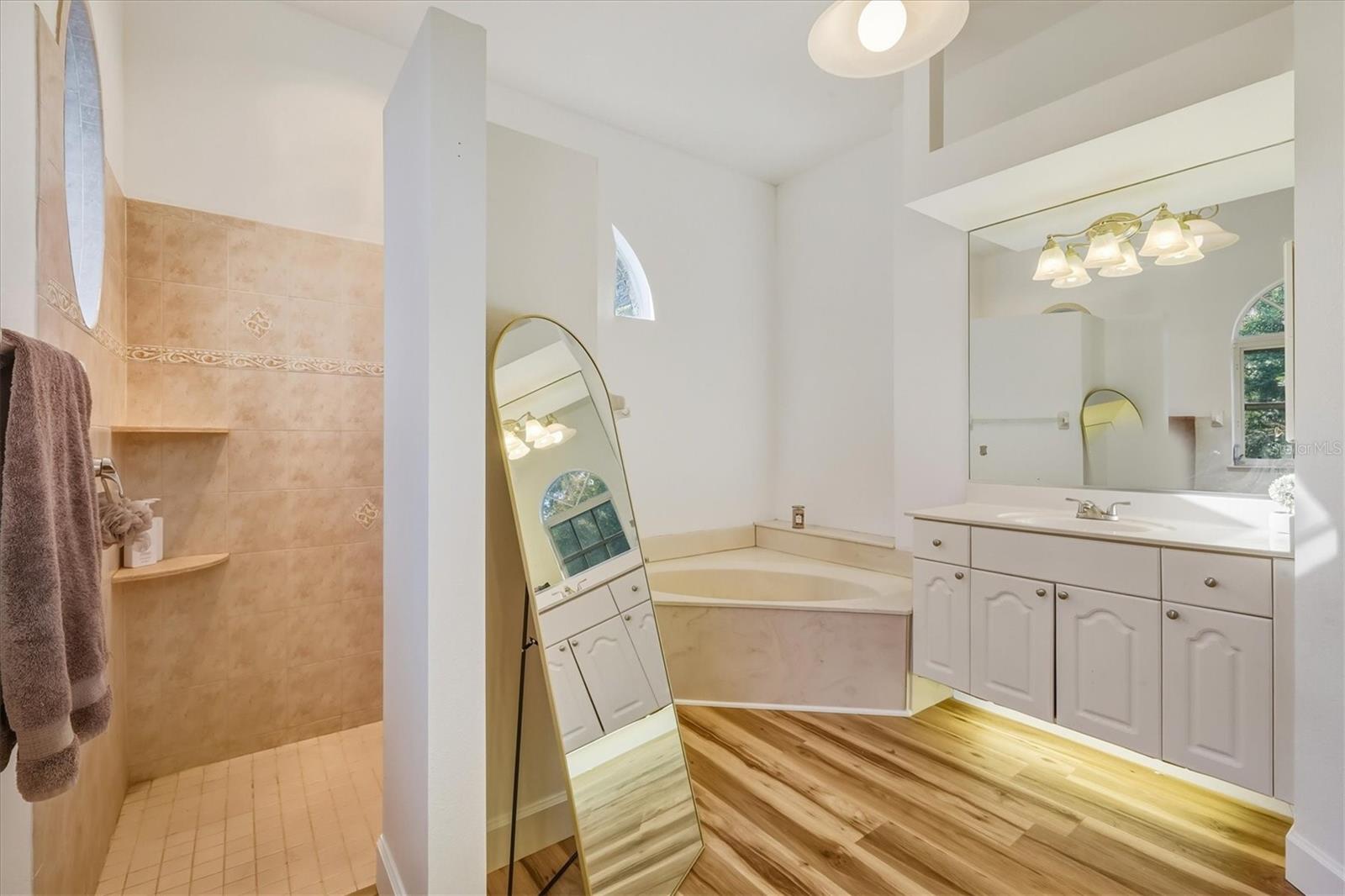 6488 PONCE DE LEON BLVD, NORTH PORT, FL, 34291