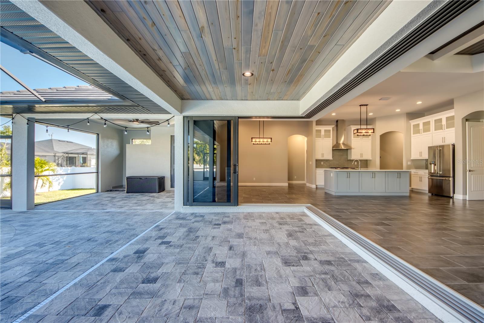 2733 SW 25TH ST, CAPE CORAL, FL, 33914