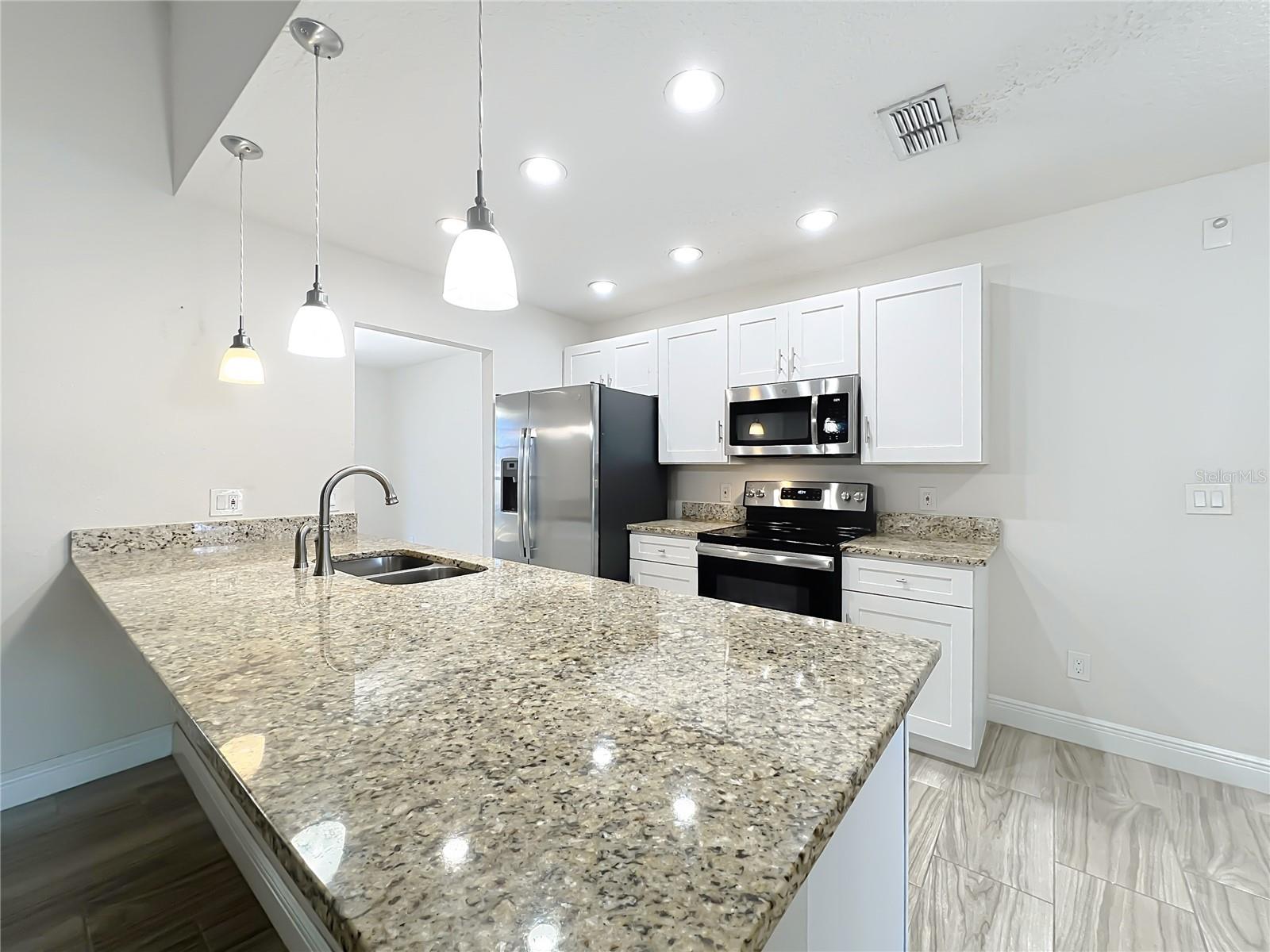 2823 SAINT CLAIR CT, ORLANDO, FL, 32818