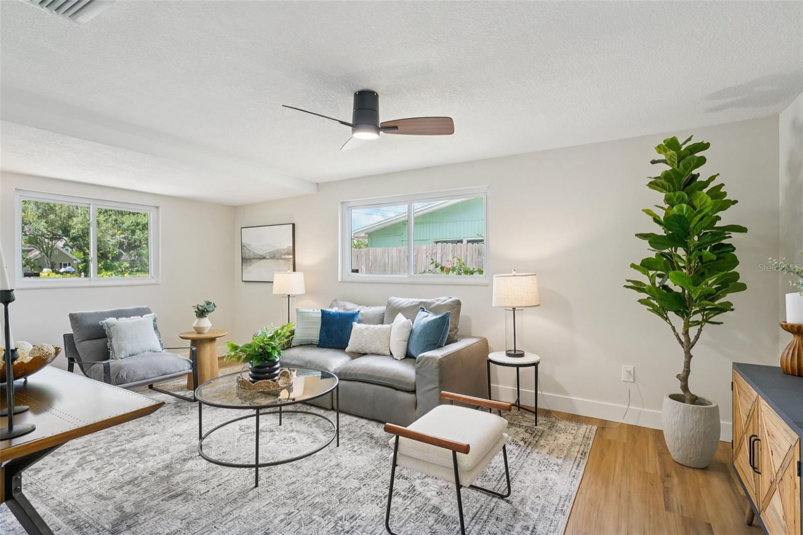 311 SHORE DR E, OLDSMAR, FL, 34677