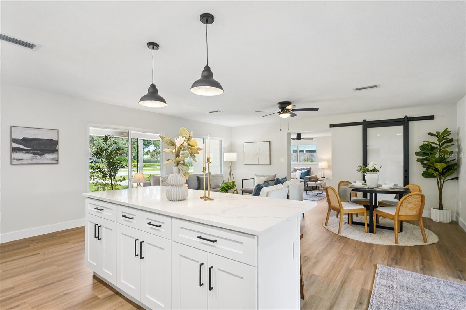 311 SHORE DR E, OLDSMAR, FL, 34677