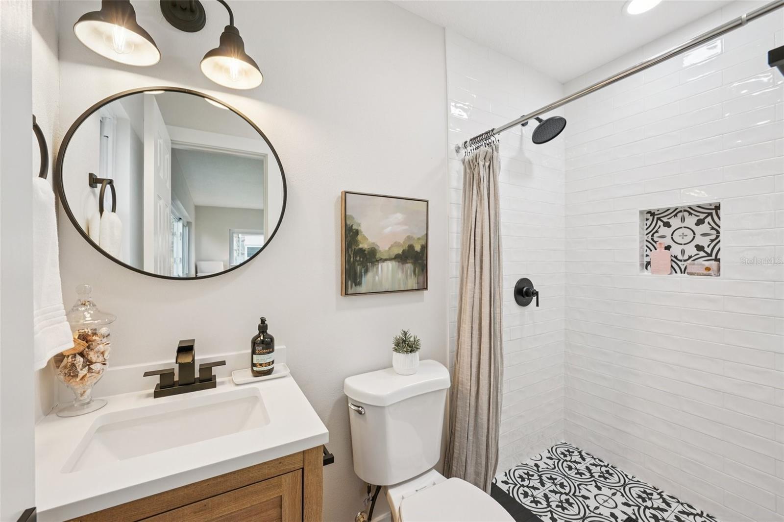 311 SHORE DR E, OLDSMAR, FL, 34677