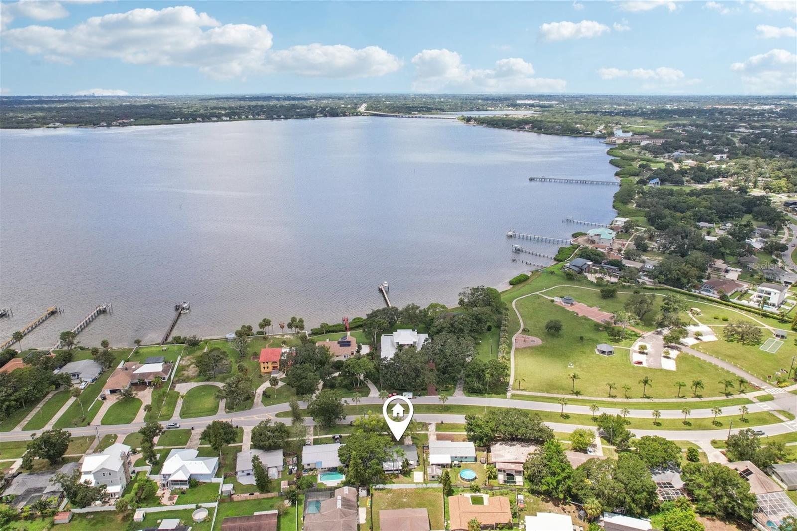 311 SHORE DR E, OLDSMAR, FL, 34677