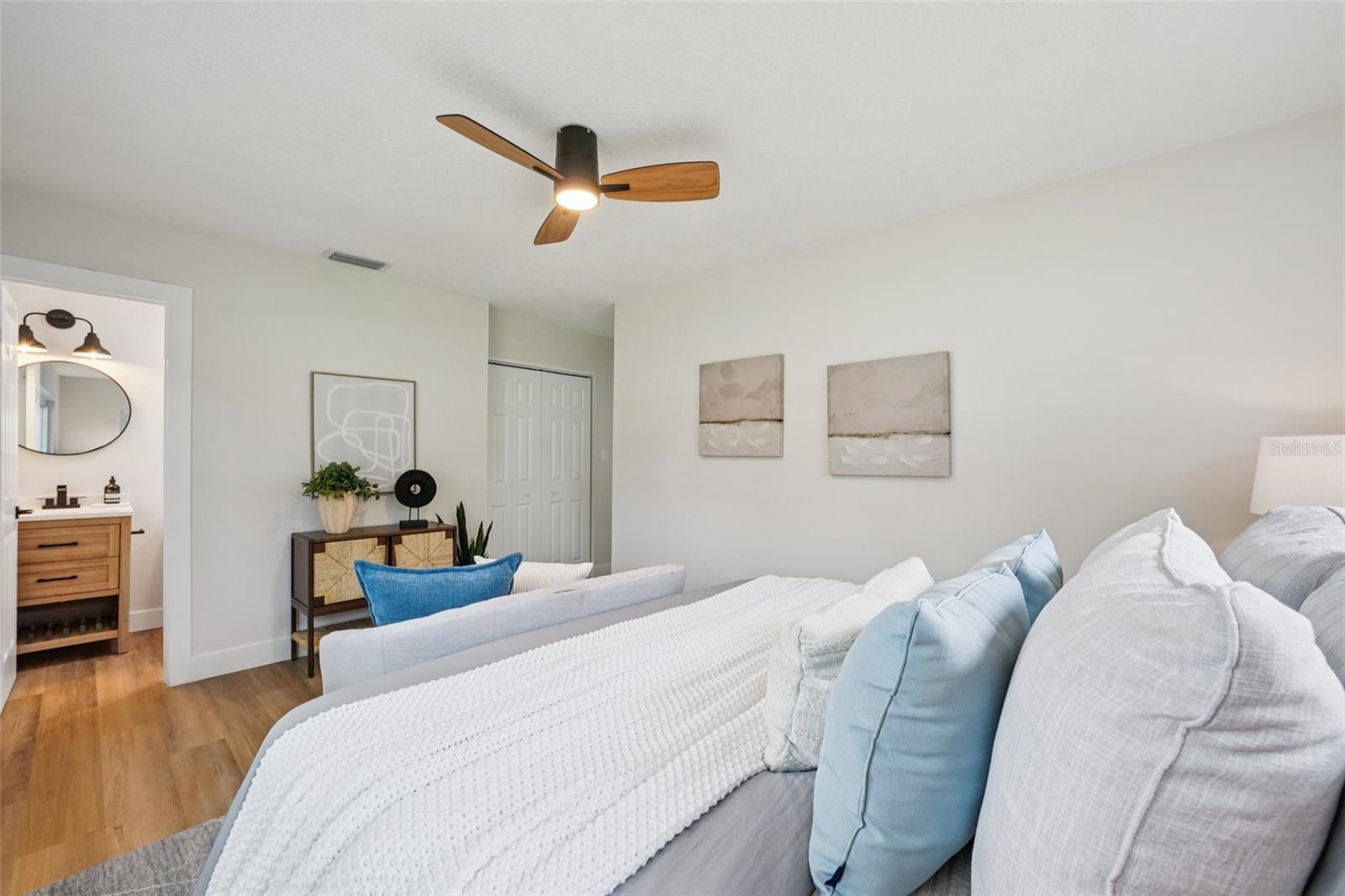 311 SHORE DR E, OLDSMAR, FL, 34677