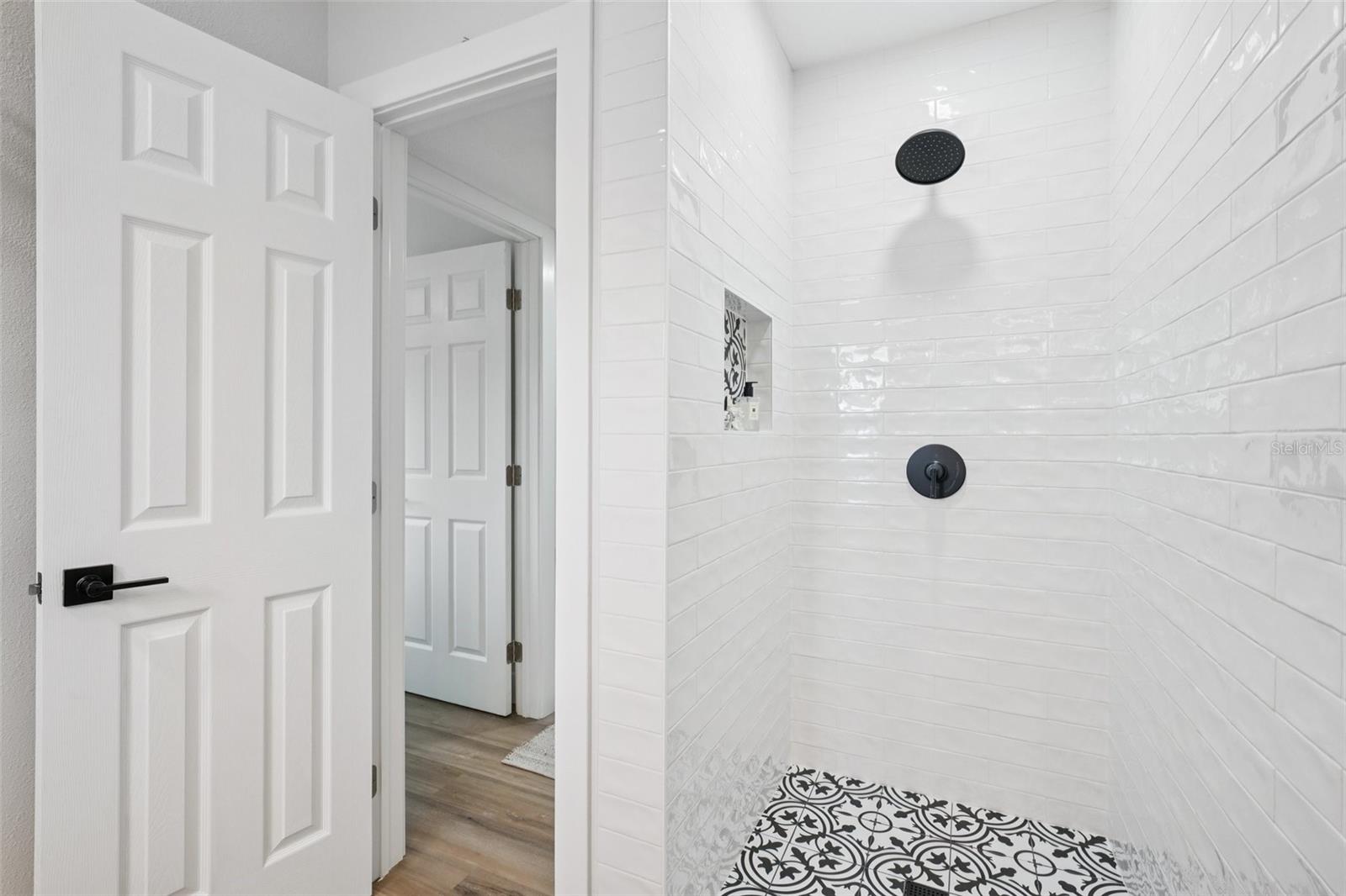 311 SHORE DR E, OLDSMAR, FL, 34677