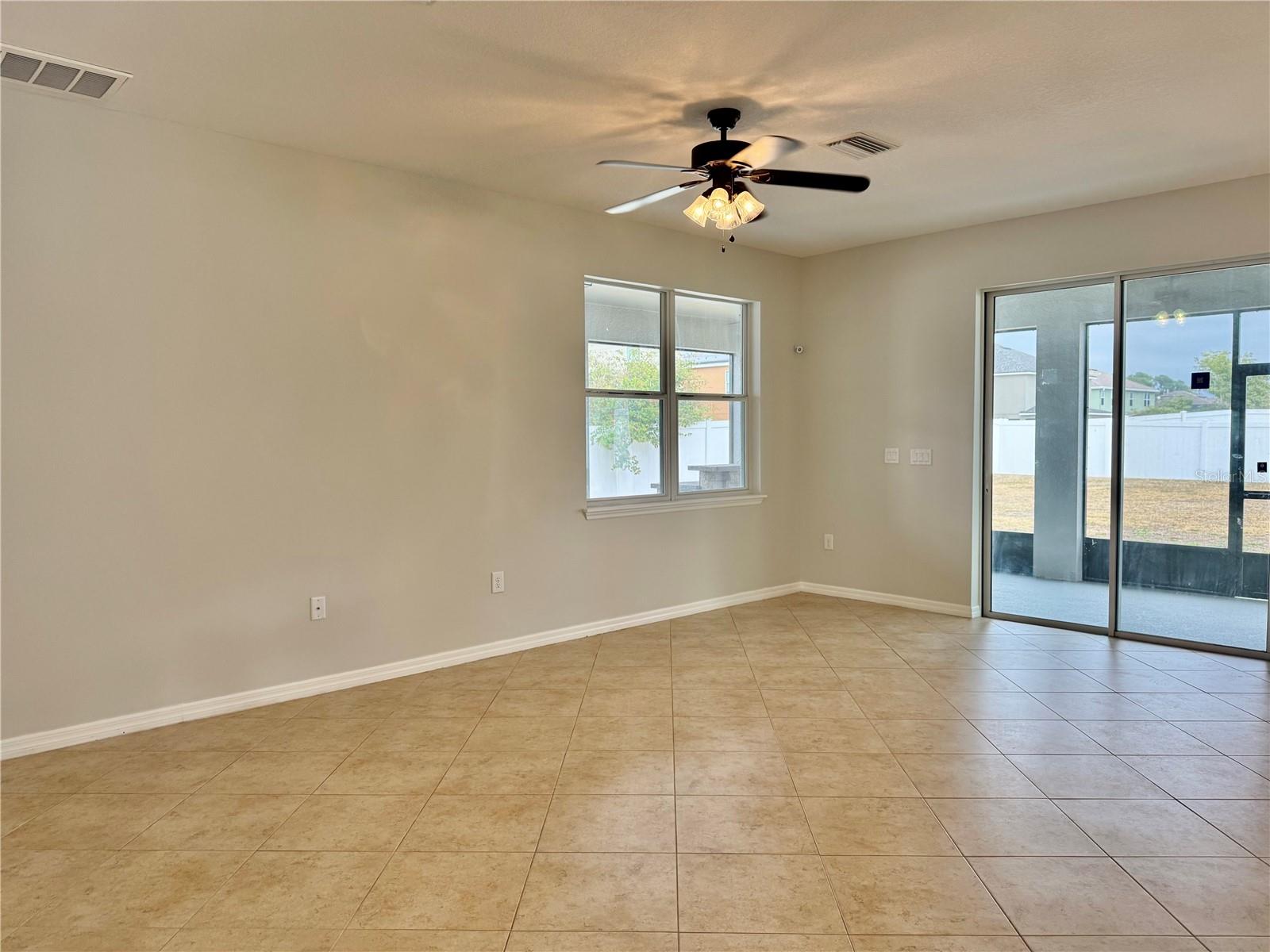 2005 VIA NAPOLI ST, PLANT CITY, FL, 33566