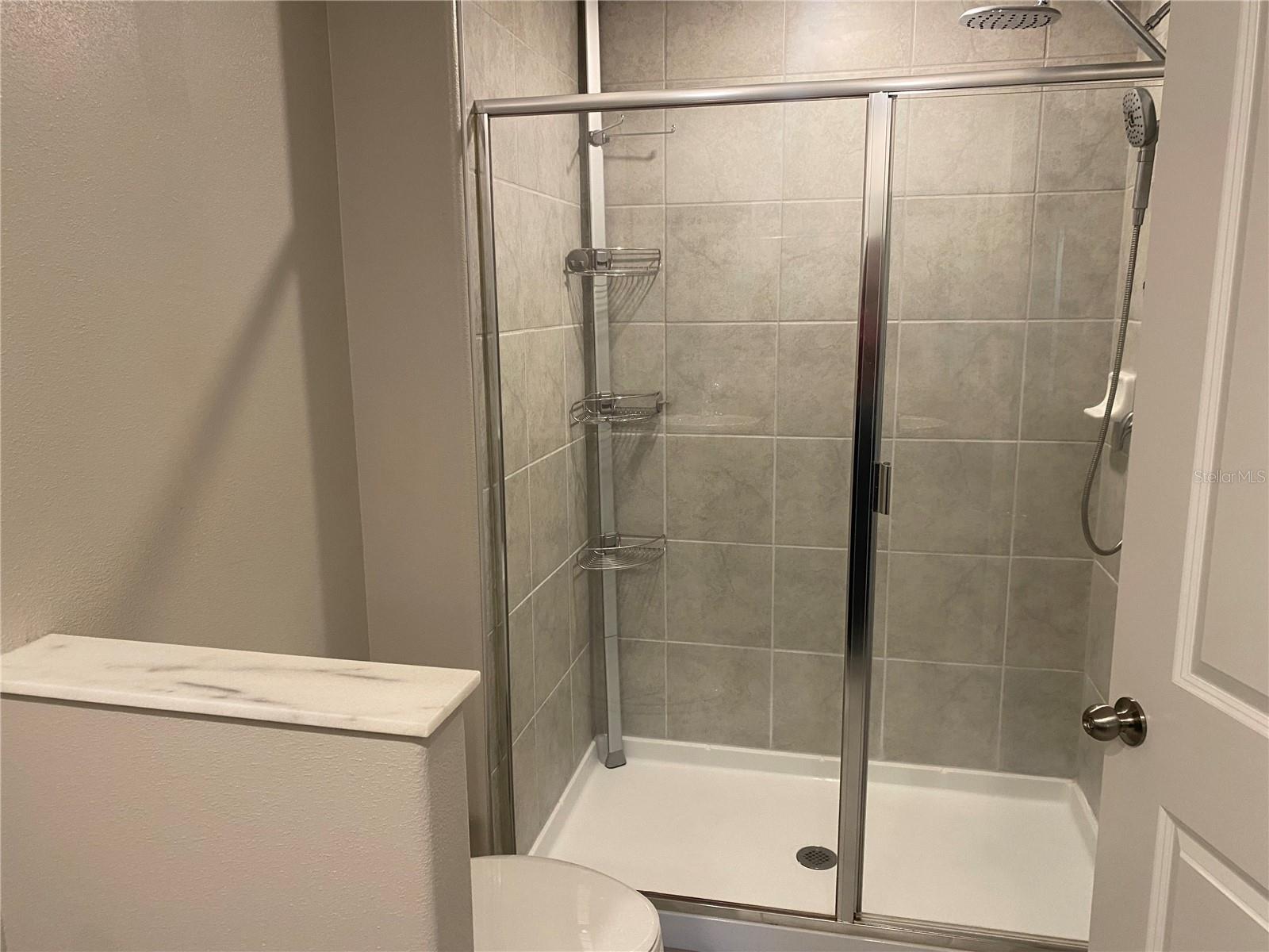 9516 PEMBROOKE PINES DR, RUSKIN, FL, 33573