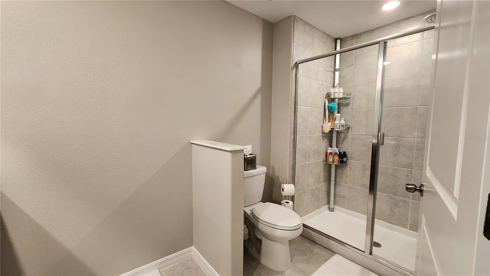 9516 PEMBROOKE PINES DR, RUSKIN, FL, 33573