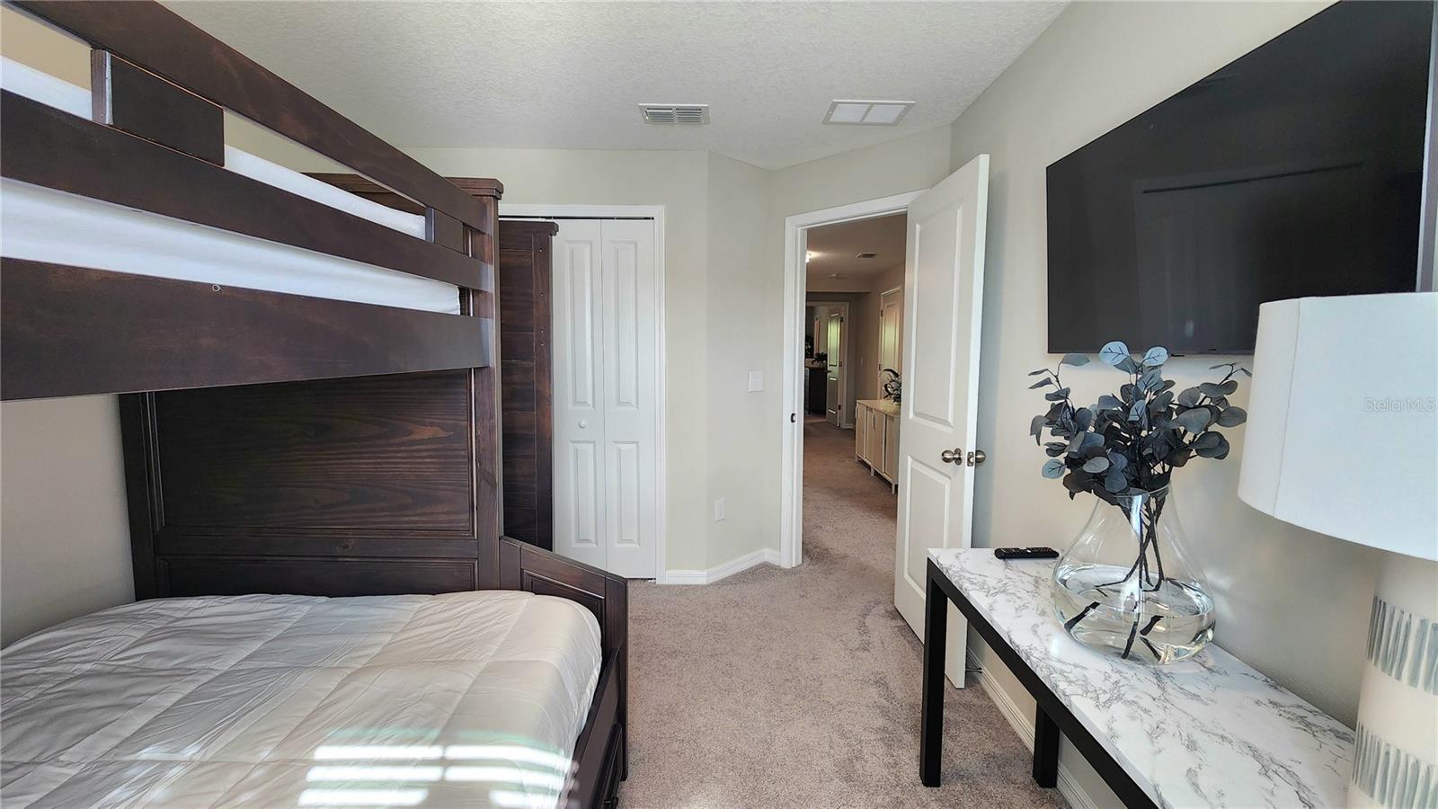 9516 PEMBROOKE PINES DR, RUSKIN, FL, 33573