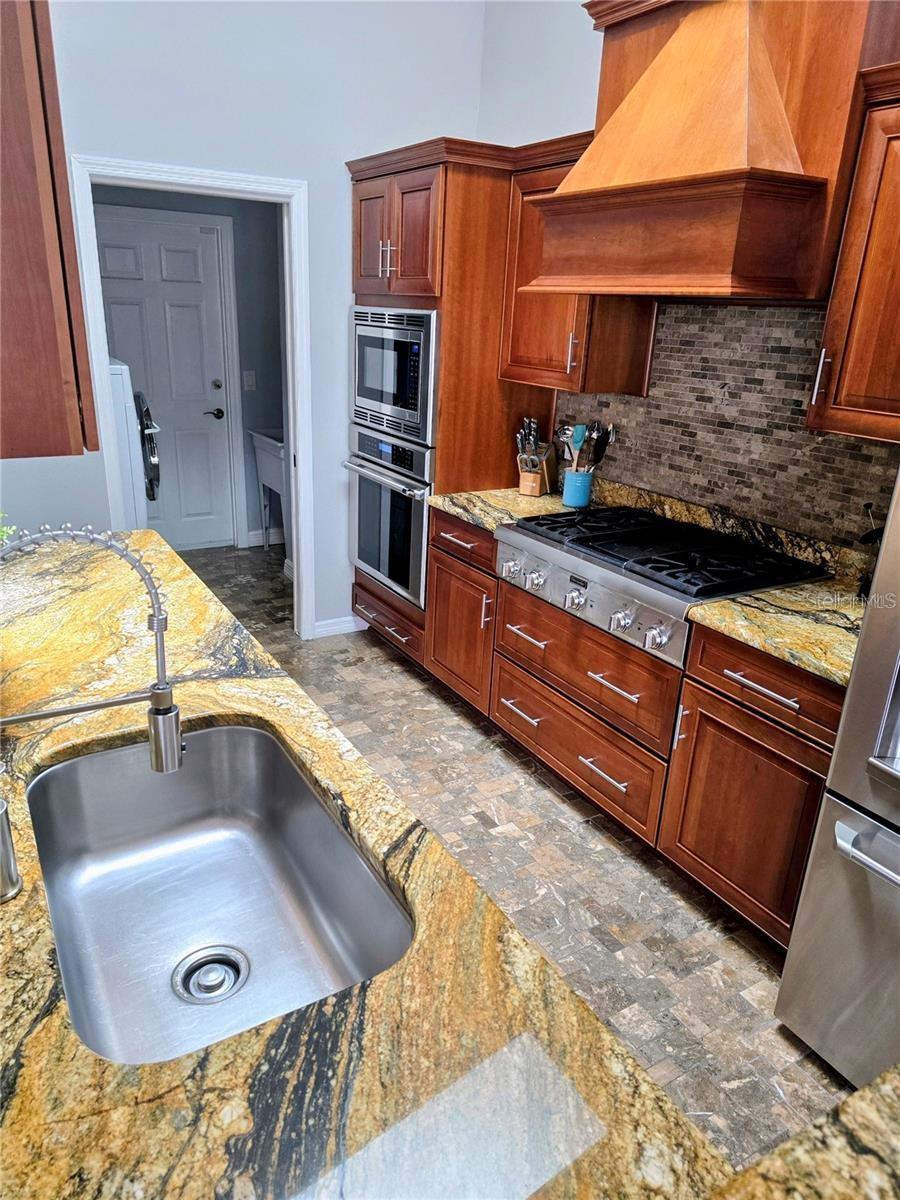 1028 TRADEWINDS DR, TARPON SPRINGS, FL, 34689