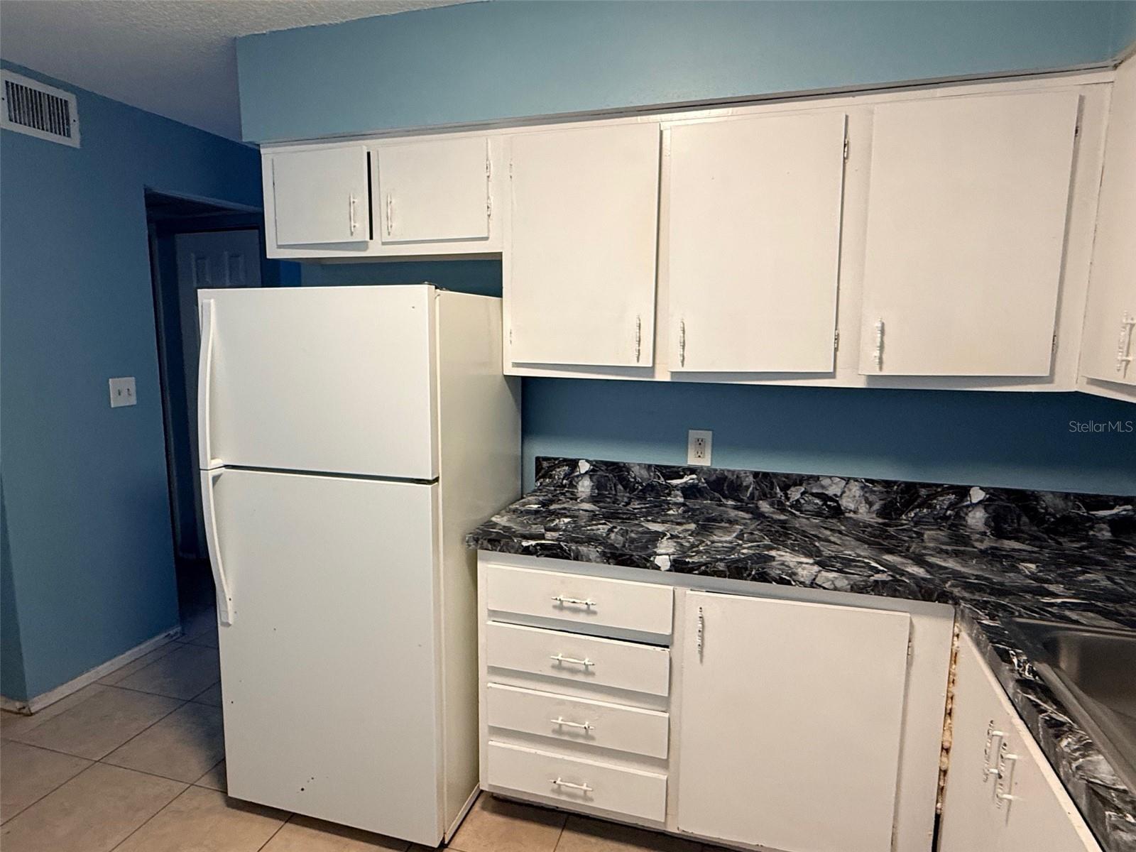 2409 13TH ST W #2, BRADENTON, FL, 34205