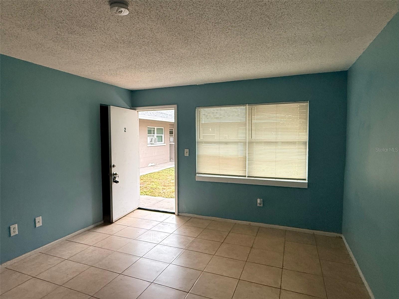 2409 13TH ST W #2, BRADENTON, FL, 34205