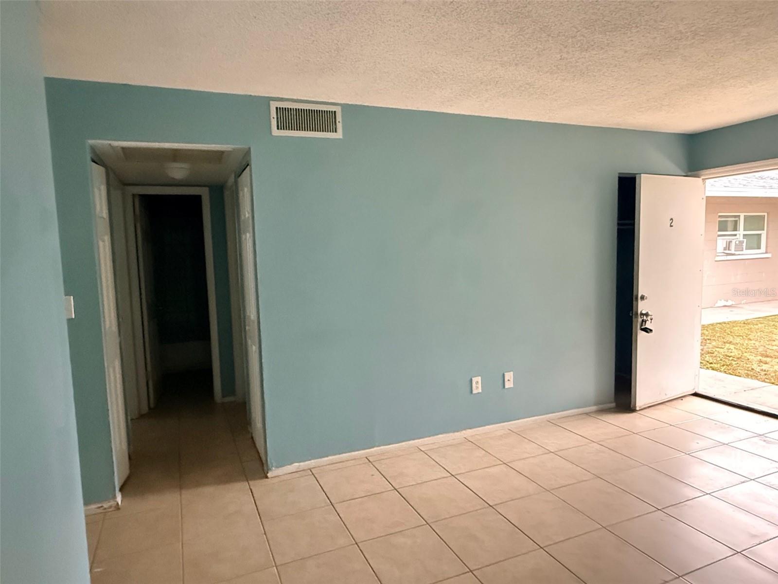 2409 13TH ST W #2, BRADENTON, FL, 34205