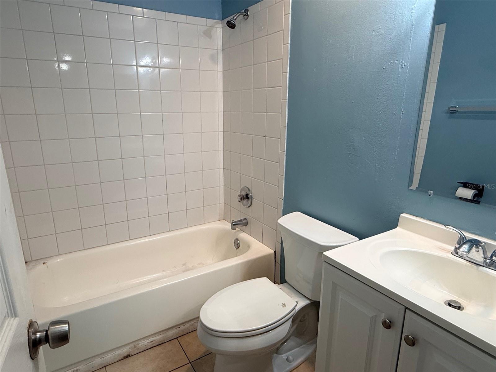 2409 13TH ST W #2, BRADENTON, FL, 34205