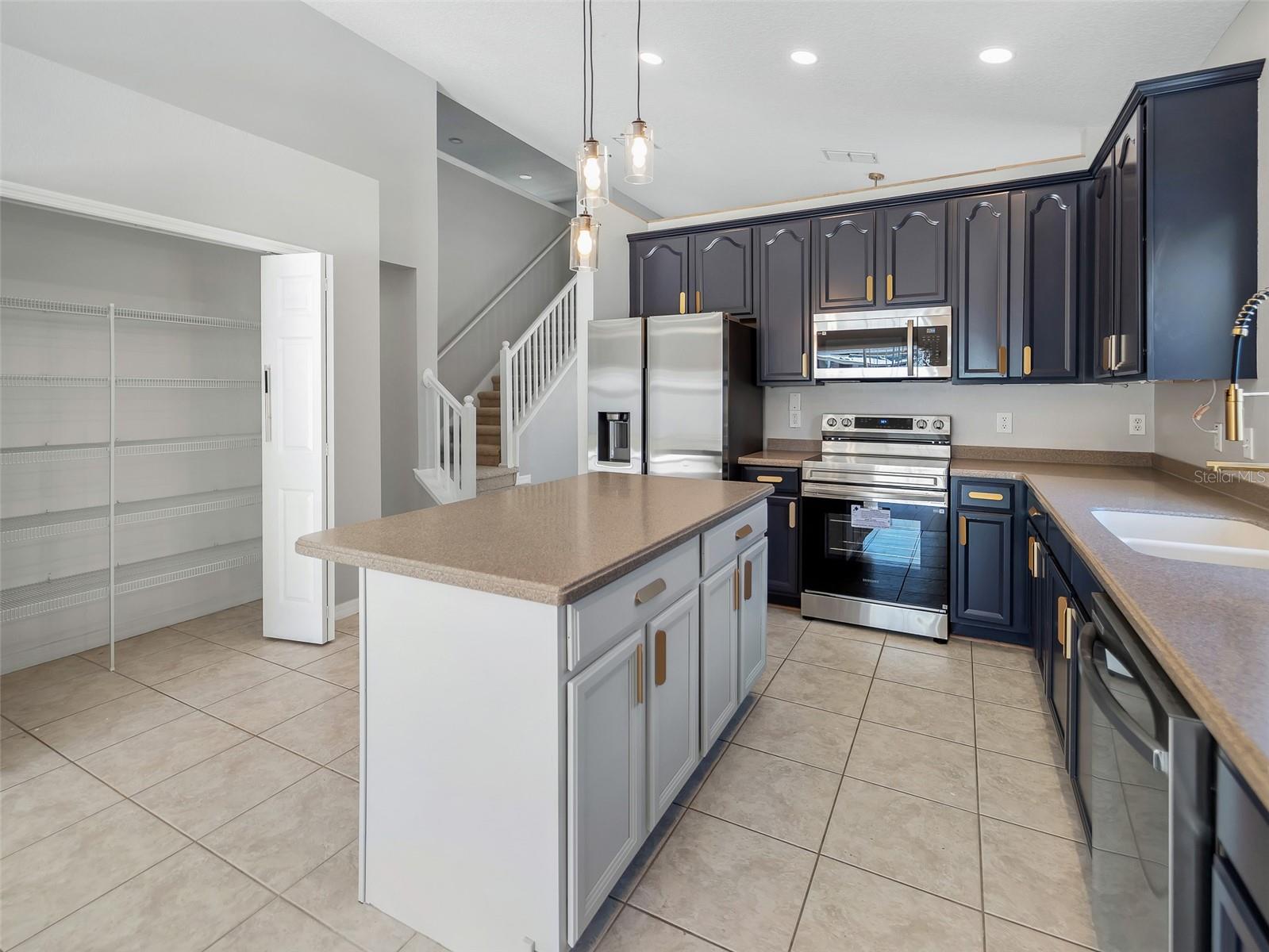 2142 BRANDYWINE FALLS WAY, ORLANDO, FL, 32824