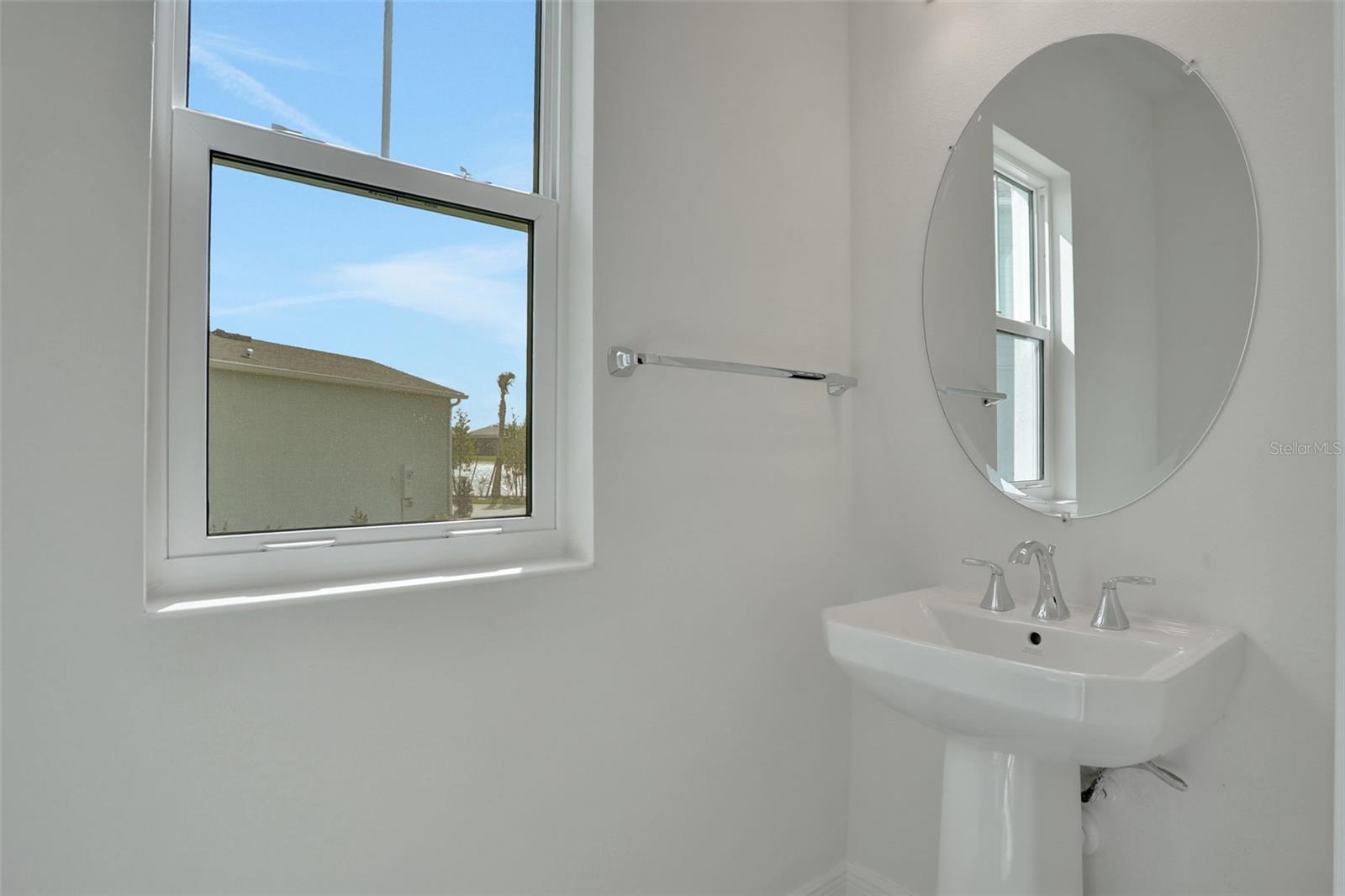 200 EAGLESTON LN, LAKEWOOD RANCH, FL, 34240