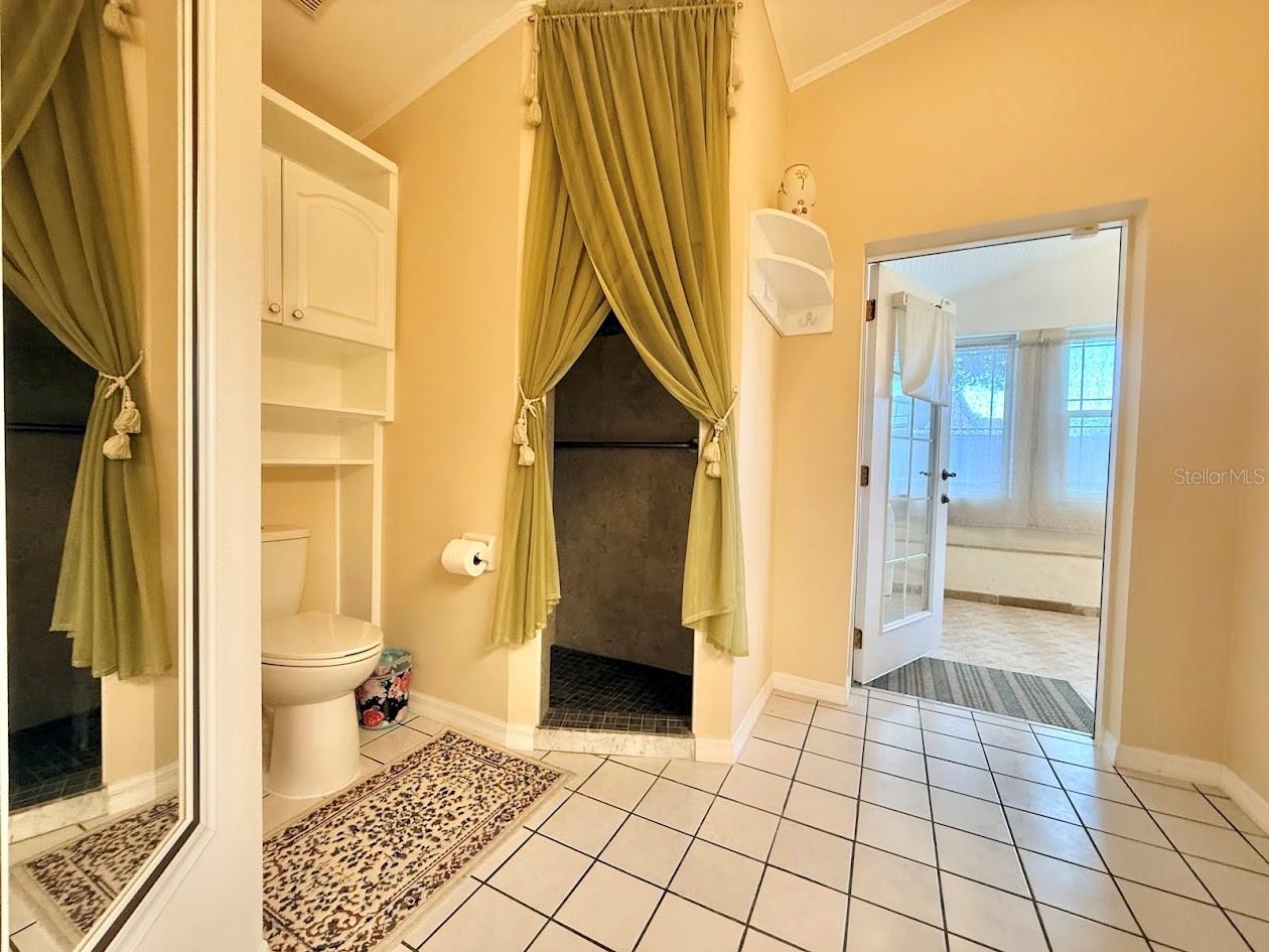 1933 OLIVIA CIR, APOPKA, FL, 32703