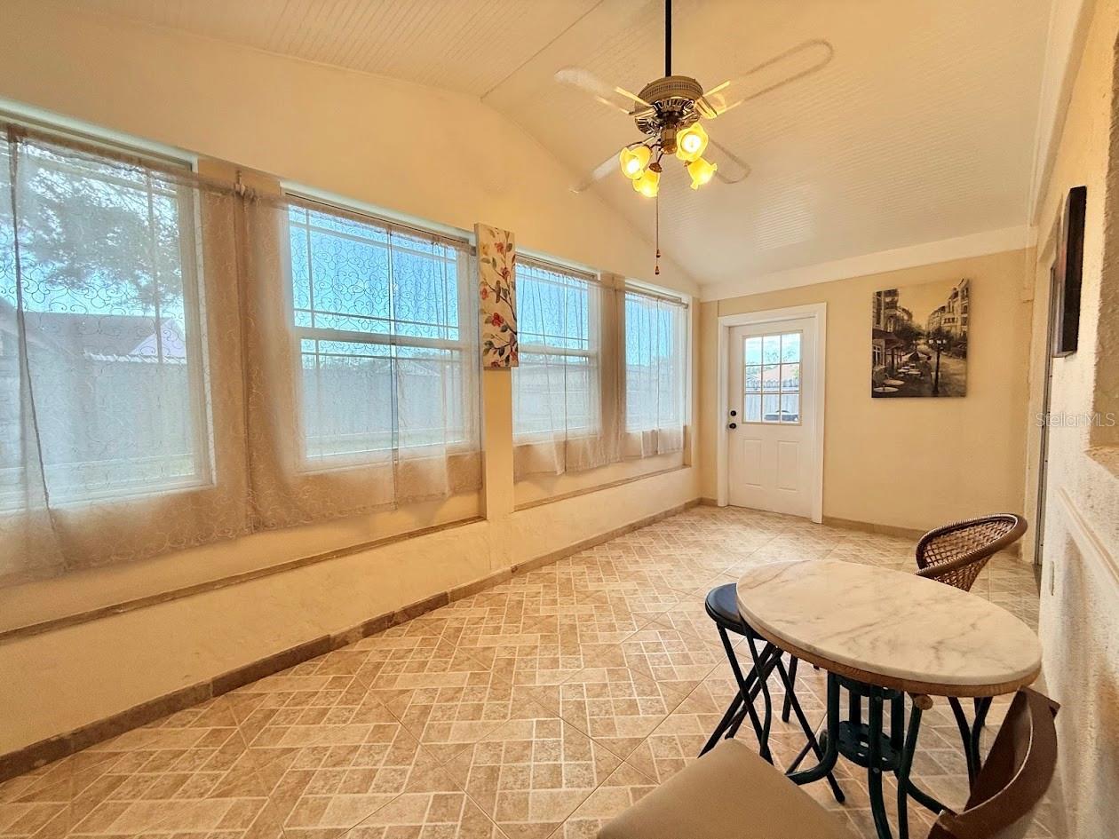 1933 OLIVIA CIR, APOPKA, FL, 32703