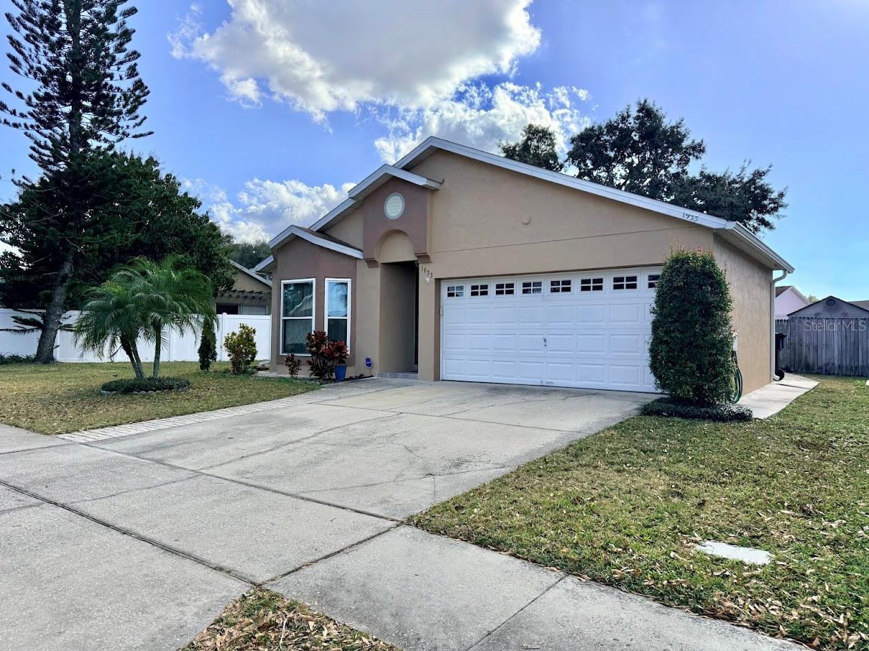 1933 OLIVIA CIR, APOPKA, FL, 32703