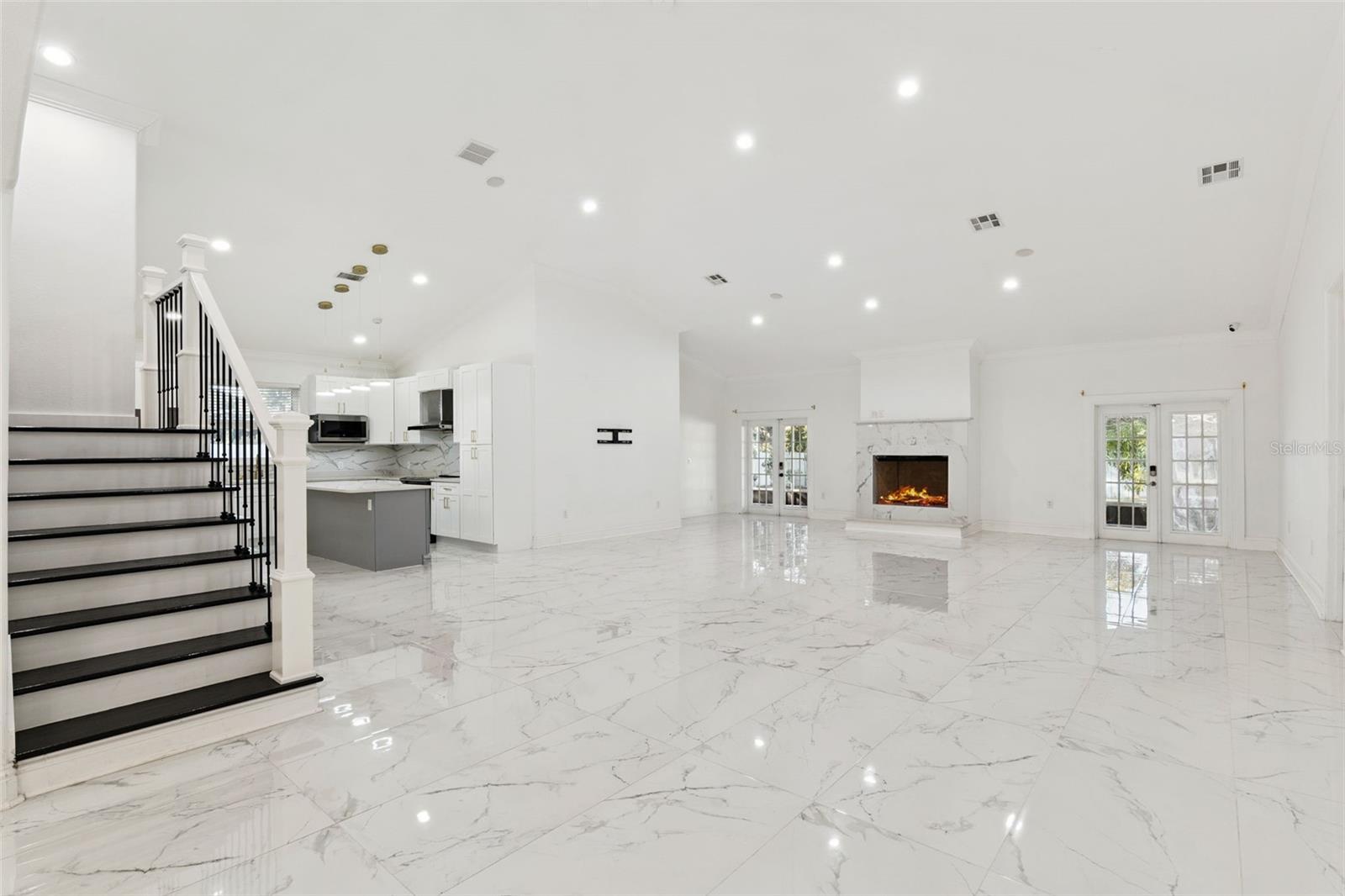 20 REWIS ST, OCOEE, FL, 34761