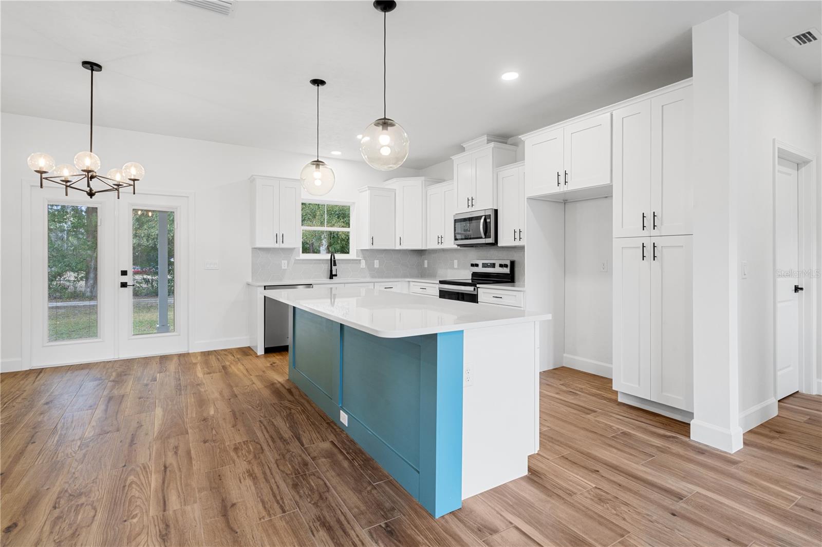 601 FISHER DR, BRONSON, FL, 32621