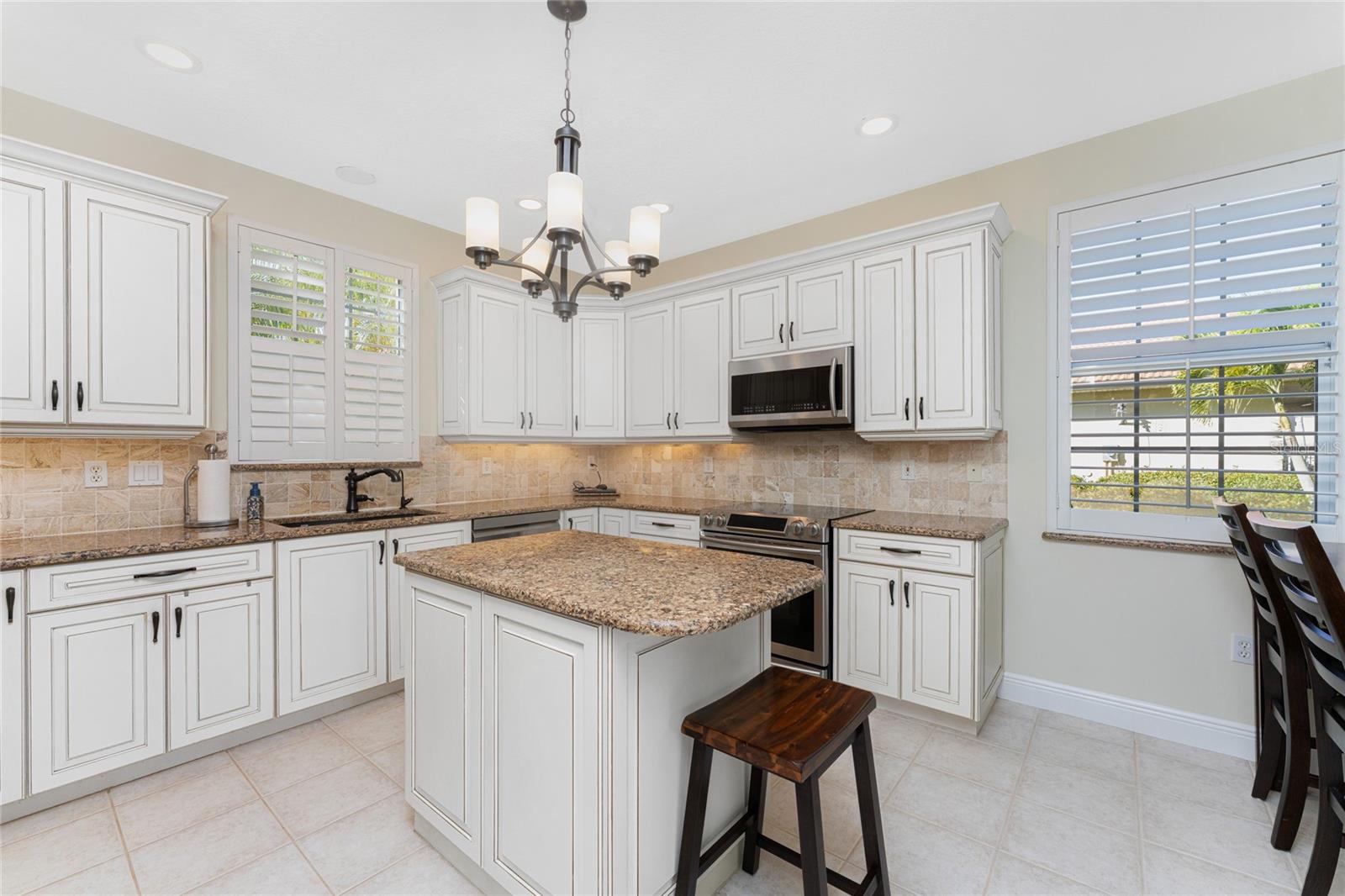 197 TARPON COVE BLVD #611, PUNTA GORDA, FL, 33950