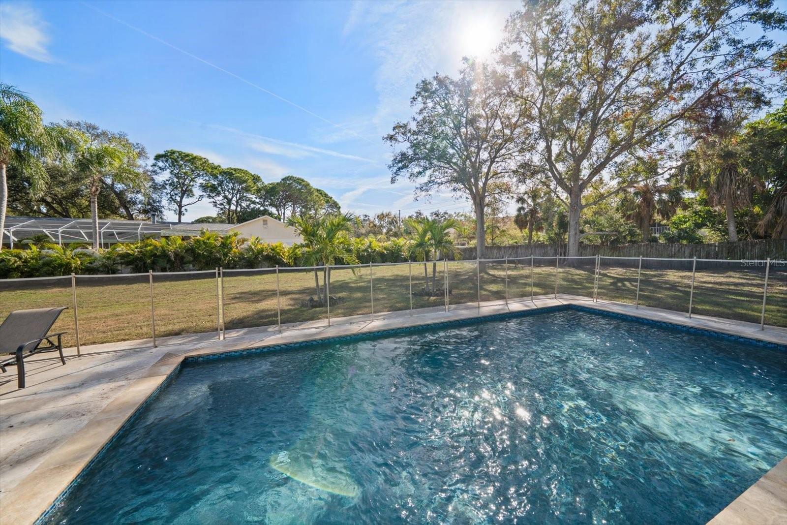 8227 DENISE DR E, SEMINOLE, FL, 33777