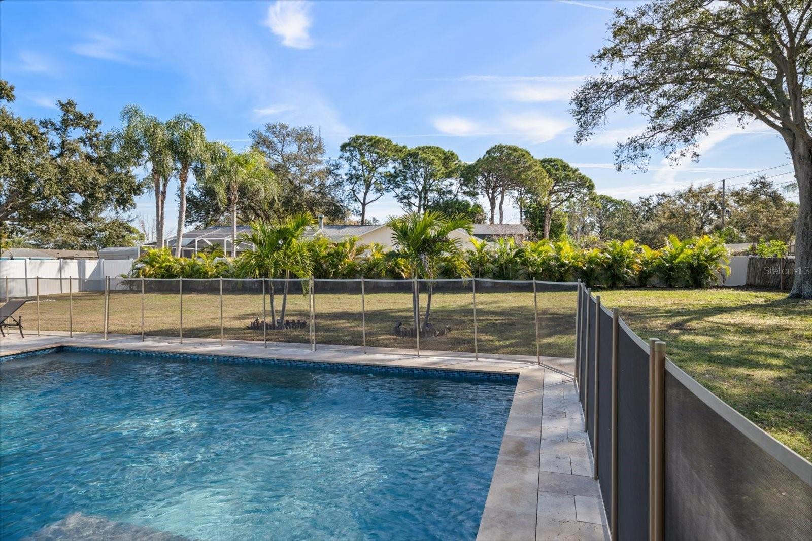 8227 DENISE DR E, SEMINOLE, FL, 33777