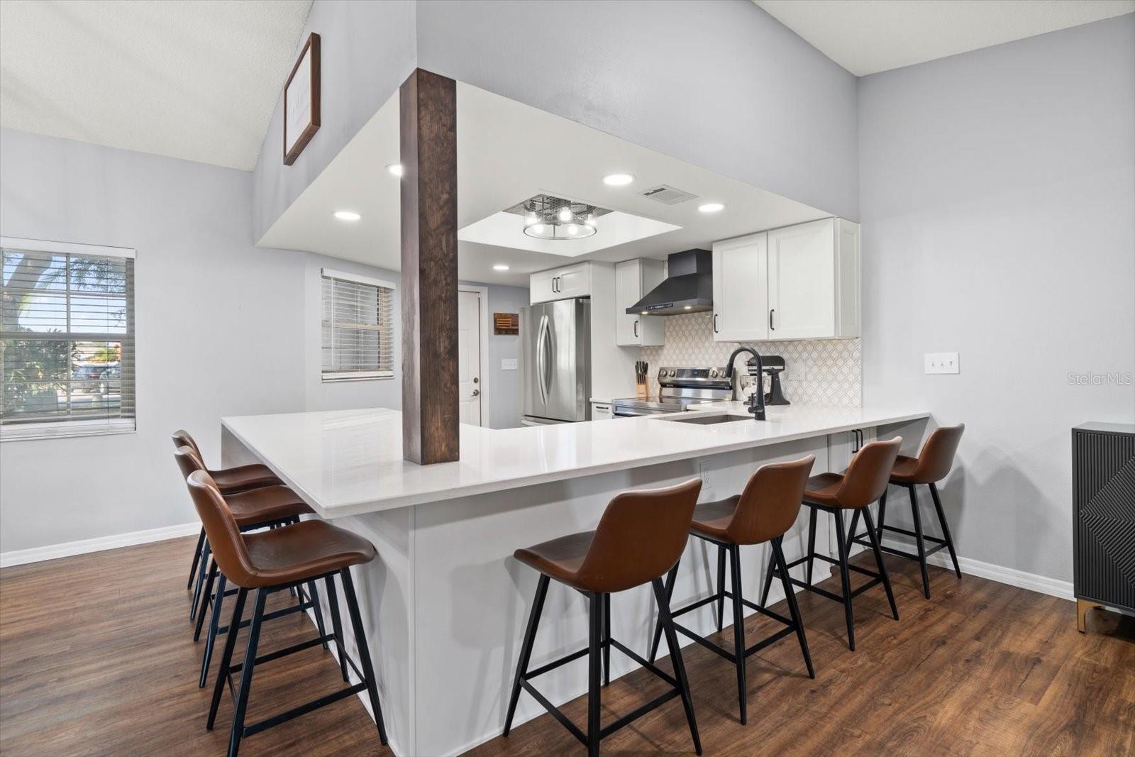 8227 DENISE DR E, SEMINOLE, FL, 33777