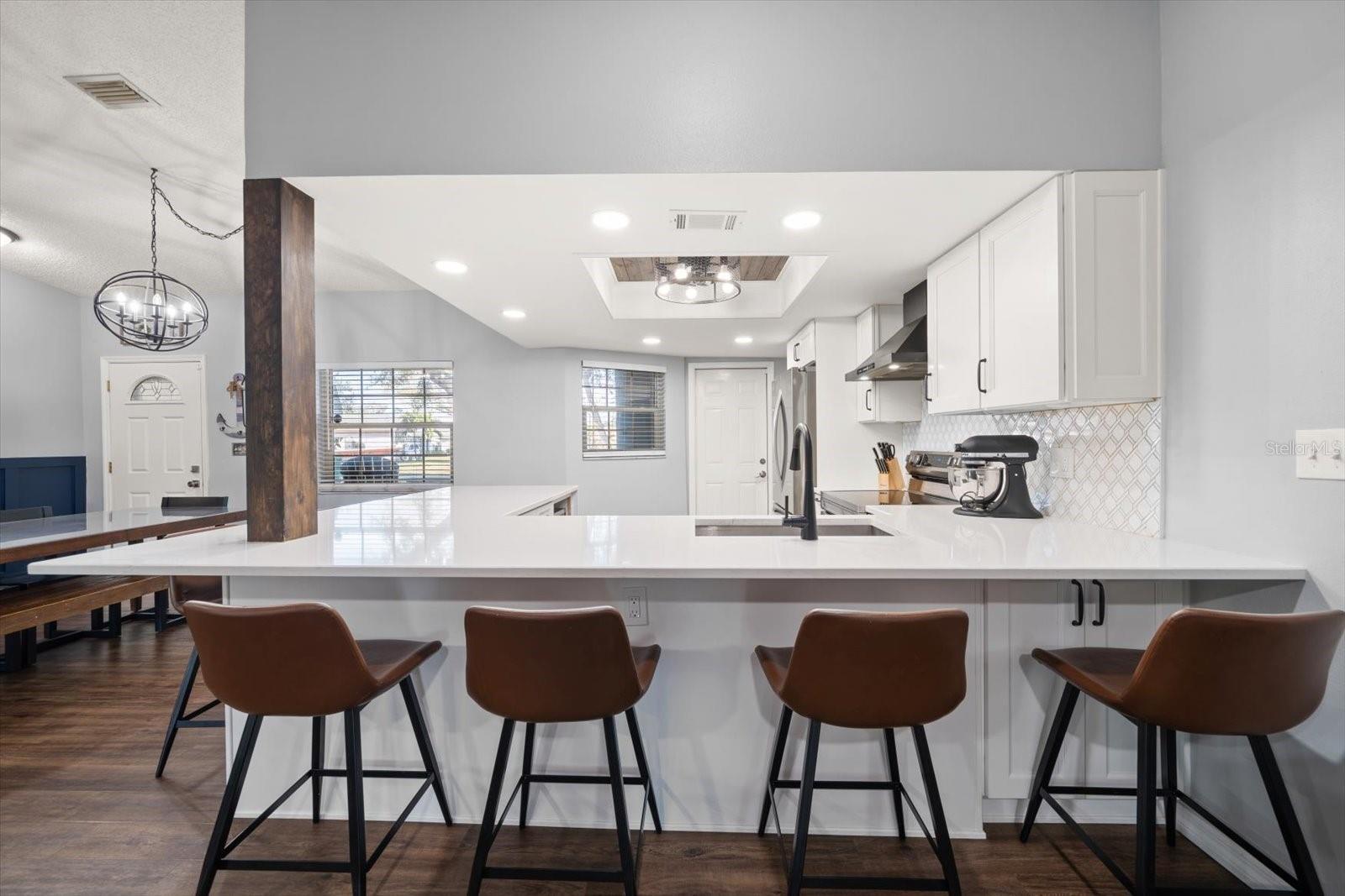 8227 DENISE DR E, SEMINOLE, FL, 33777