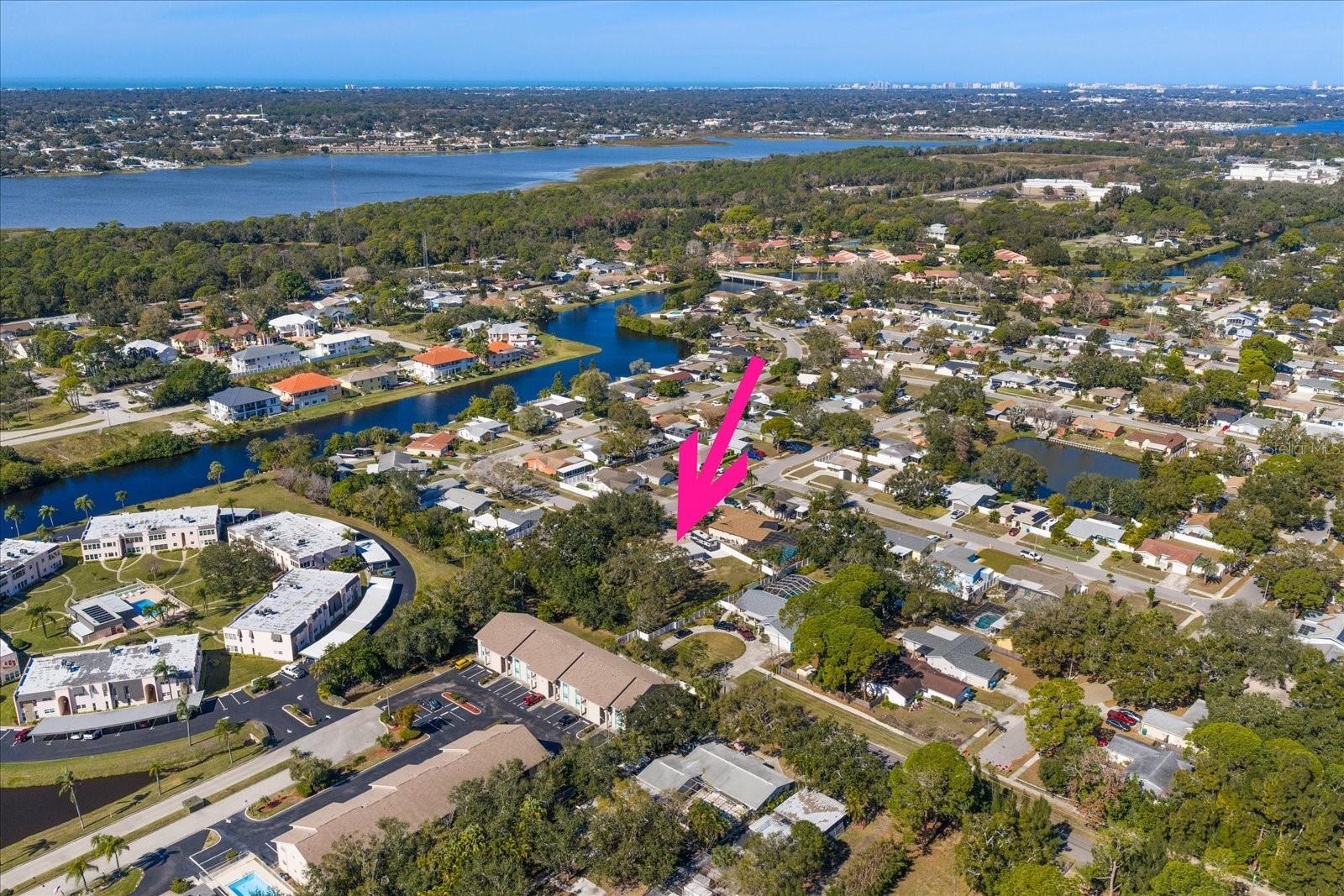 8227 DENISE DR E, SEMINOLE, FL, 33777