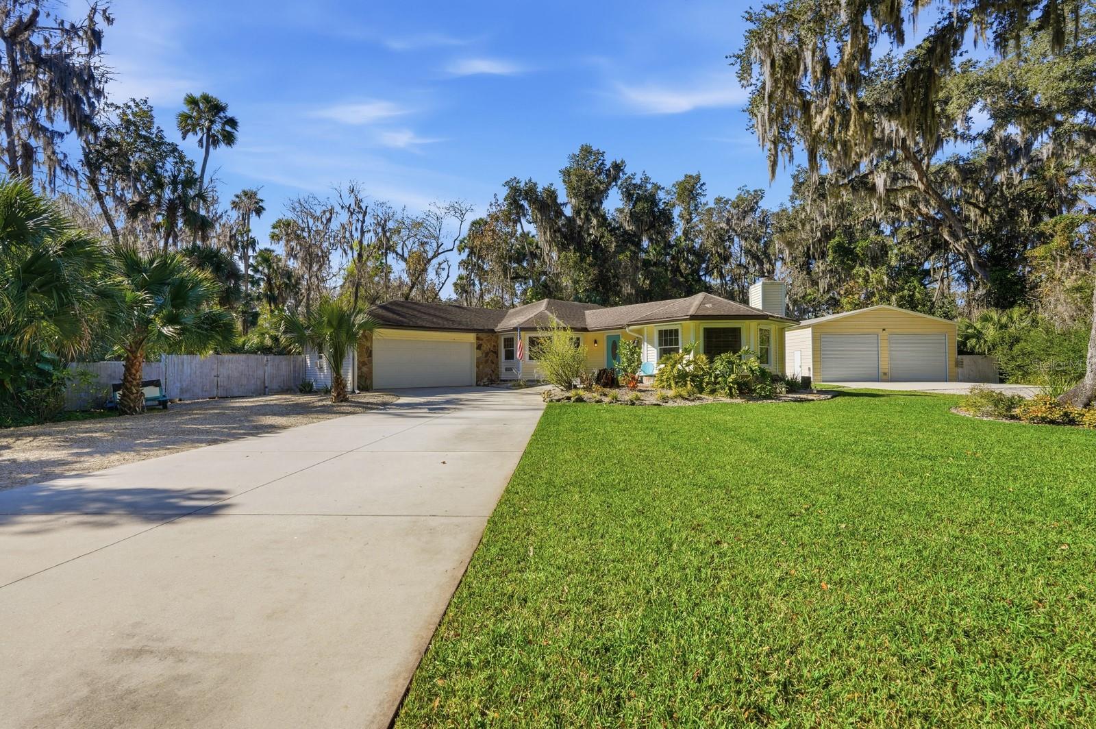 686 WILDWOOD DR, NEW SMYRNA BEACH, FL, 32168