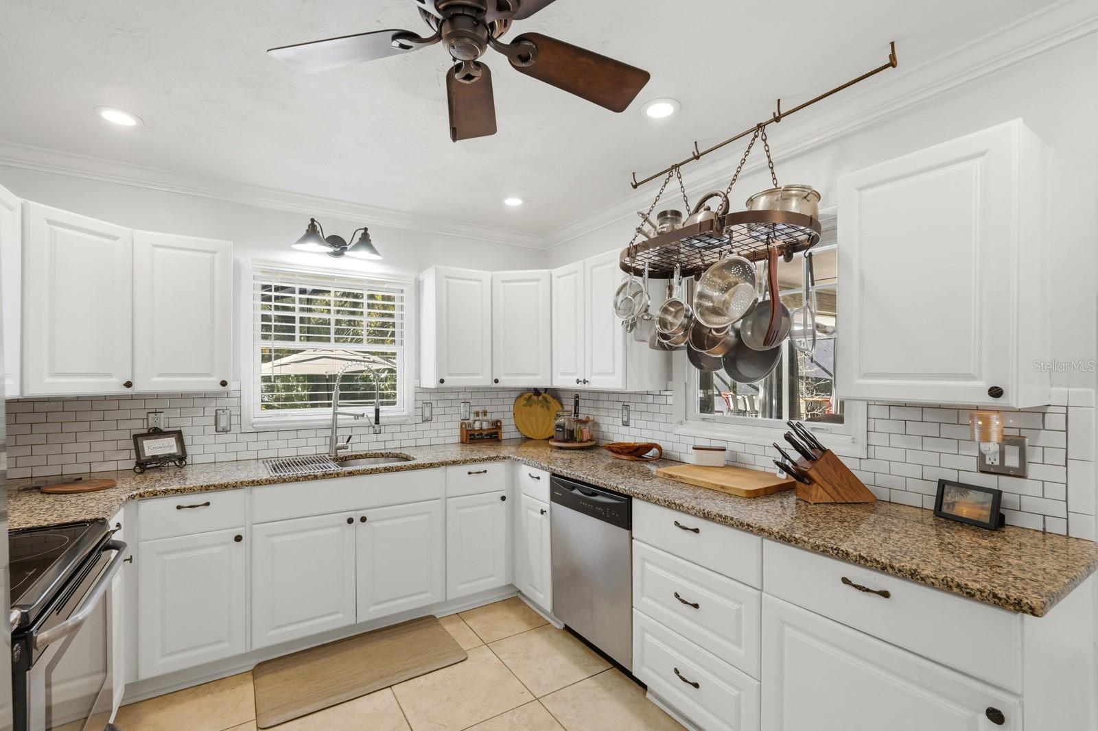 686 WILDWOOD DR, NEW SMYRNA BEACH, FL, 32168