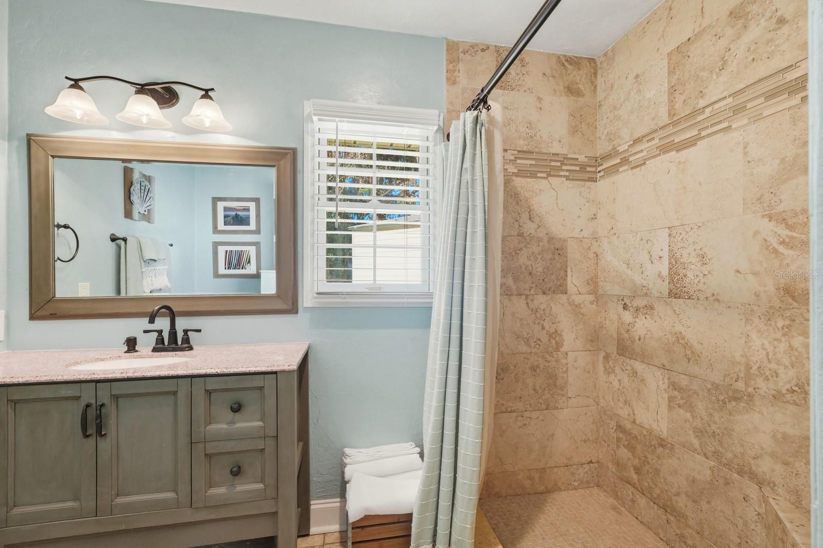 686 WILDWOOD DR, NEW SMYRNA BEACH, FL, 32168