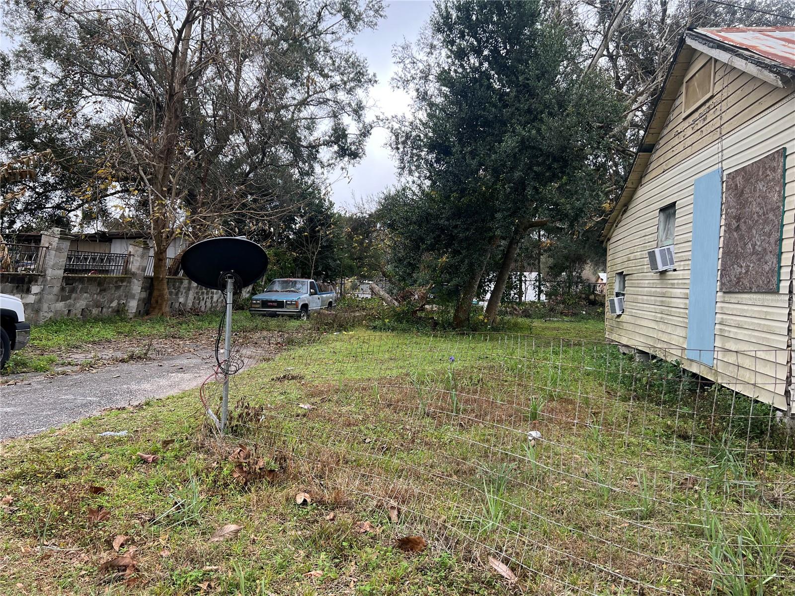 37420 TAIT AVE, DADE CITY, FL, 33523