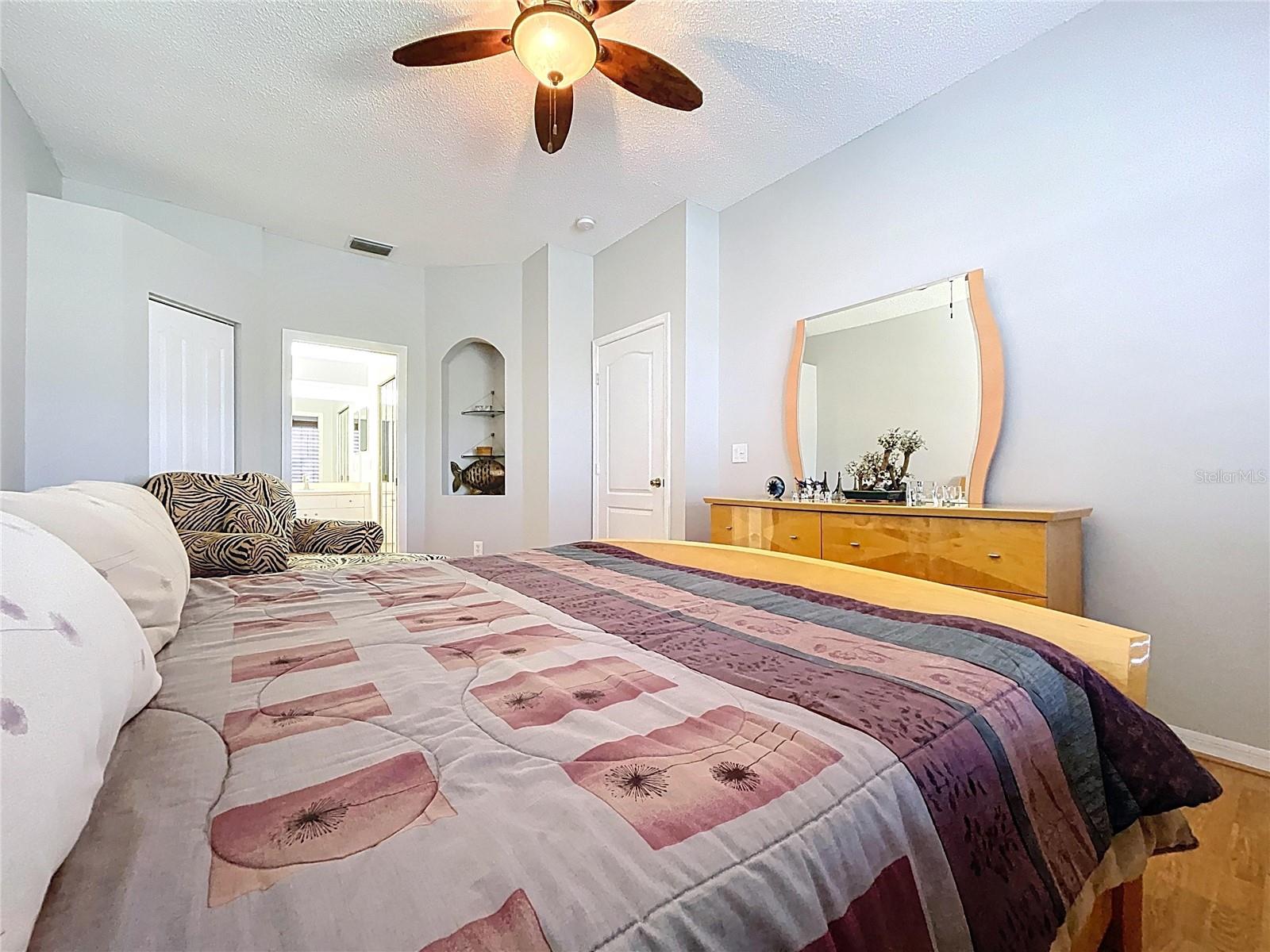 248 HEMINGWAY DR, OLDSMAR, FL, 34677