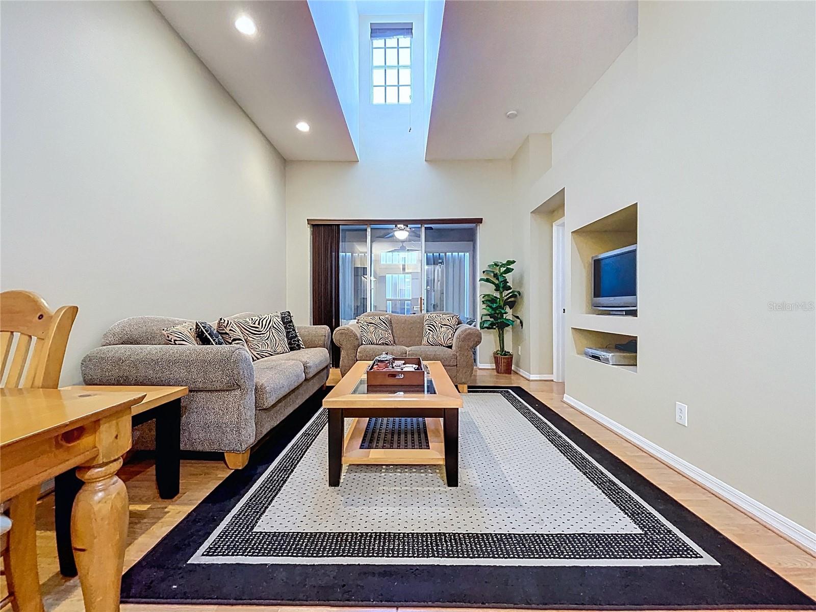 248 HEMINGWAY DR, OLDSMAR, FL, 34677