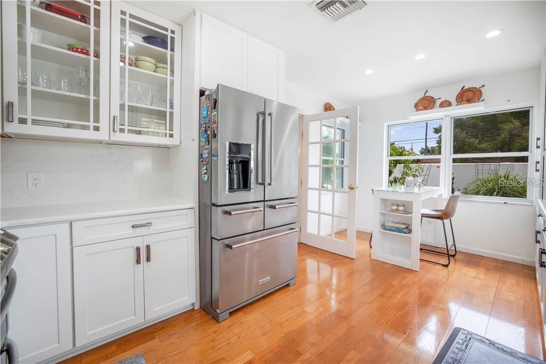 2200 2ND ST N, ST PETERSBURG, FL, 33704